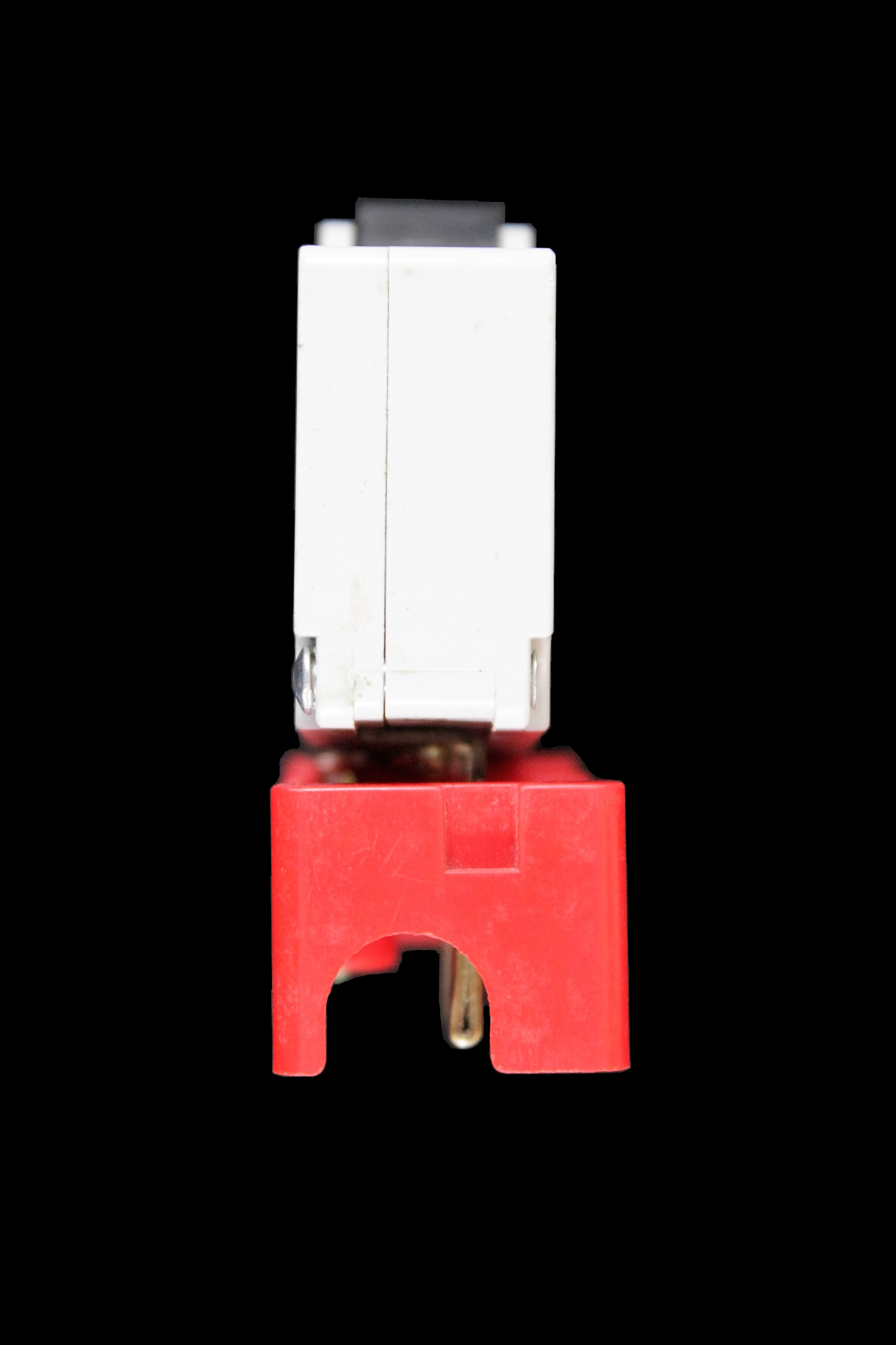 WYLEX 32 AMP CURVE B 3kA MCB CIRCUIT BREAKER PUSH PLUG IN ABB