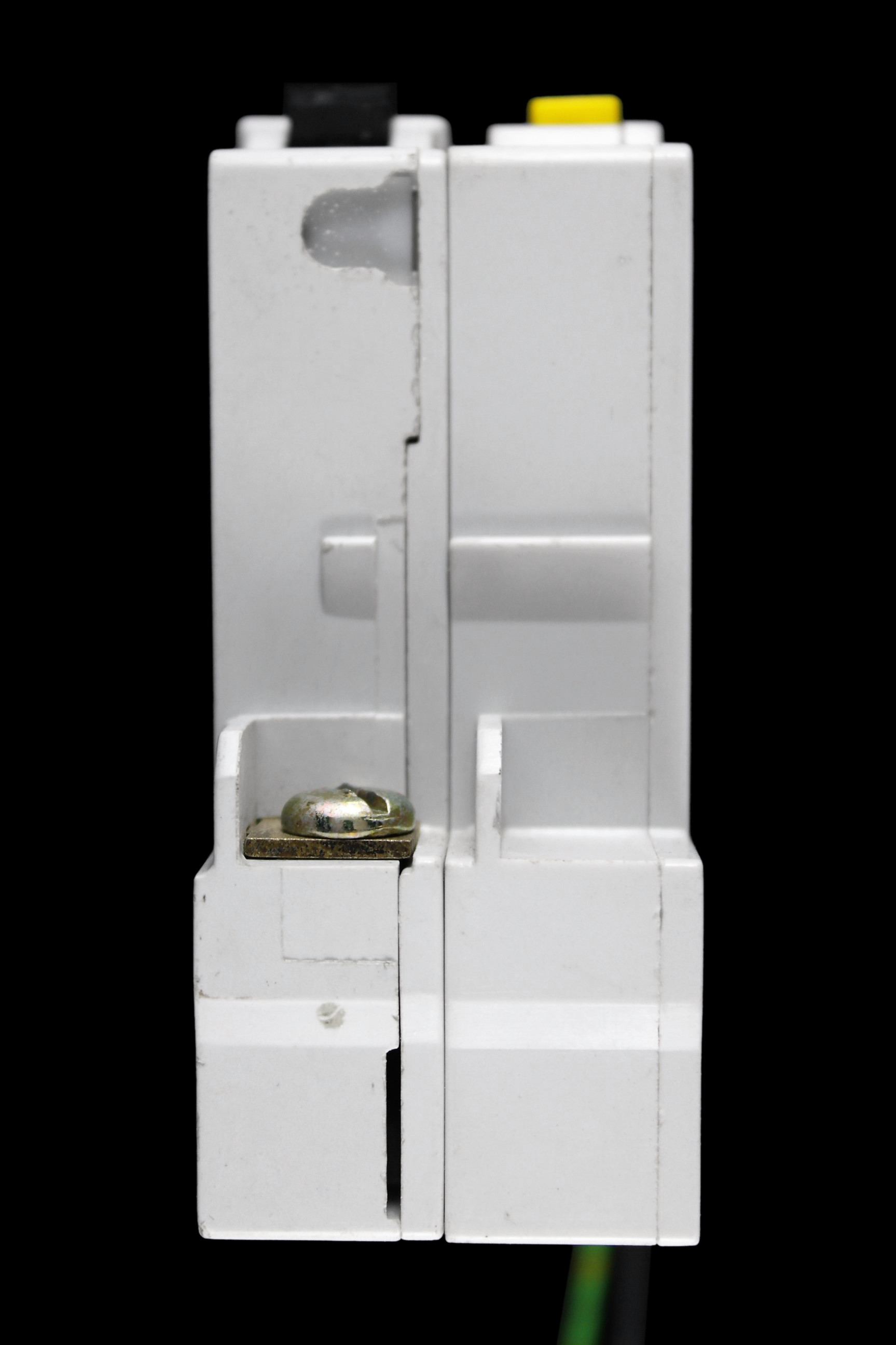 MEM 6 AMP TYPE 3 M9 30mA DOUBLE POLE MCB-RCD RCBO 61MB3R