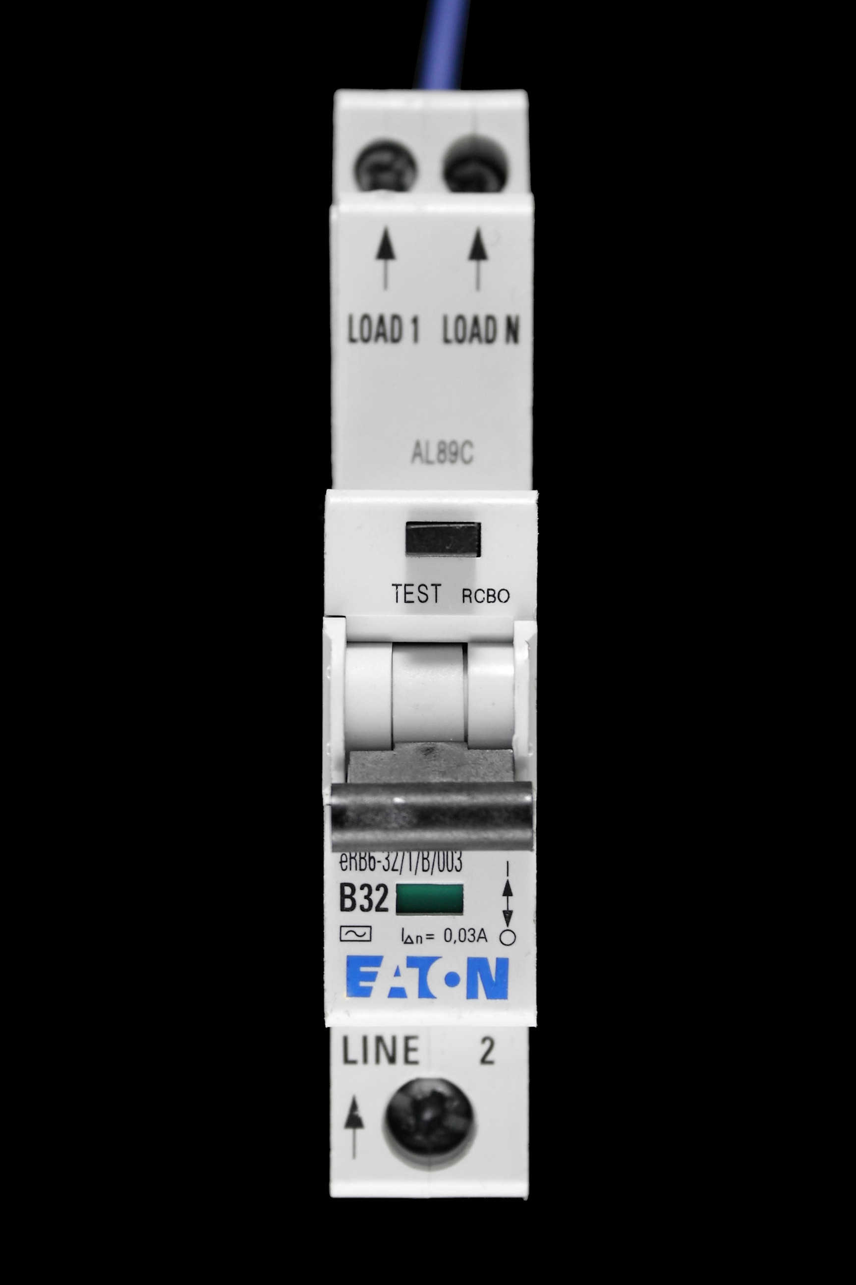EATON 32 AMP CURVE B 6kA 30mA RCBO TYPE AC ERB6-32/1/B/003 EAD32BH30C