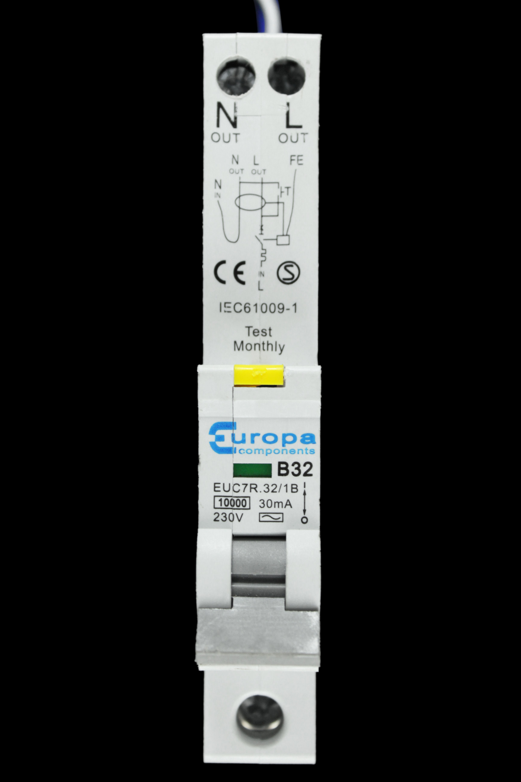 EUROPA 32 AMP CURVE B 10kA 30mA RCBO TYPE AC EUC7R.32/1B