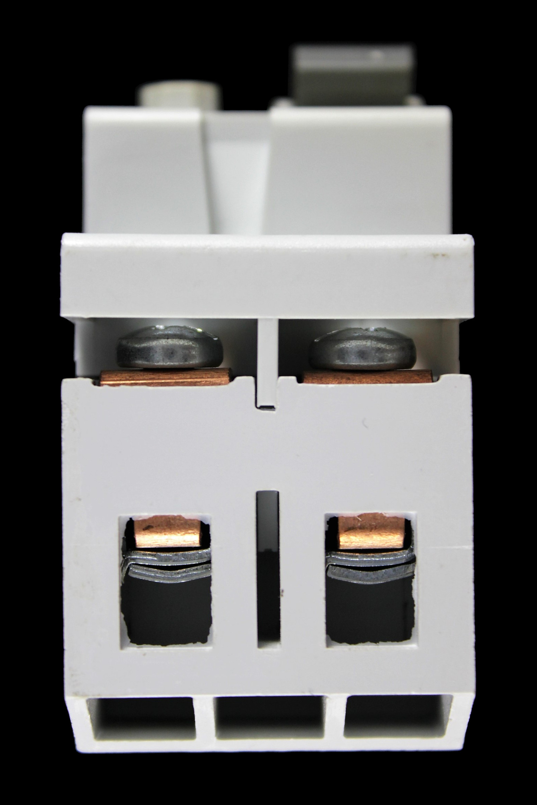 CLIPSAL 63 AMP 30mA DOUBLE POLE RCD TYPE AC T2263030S