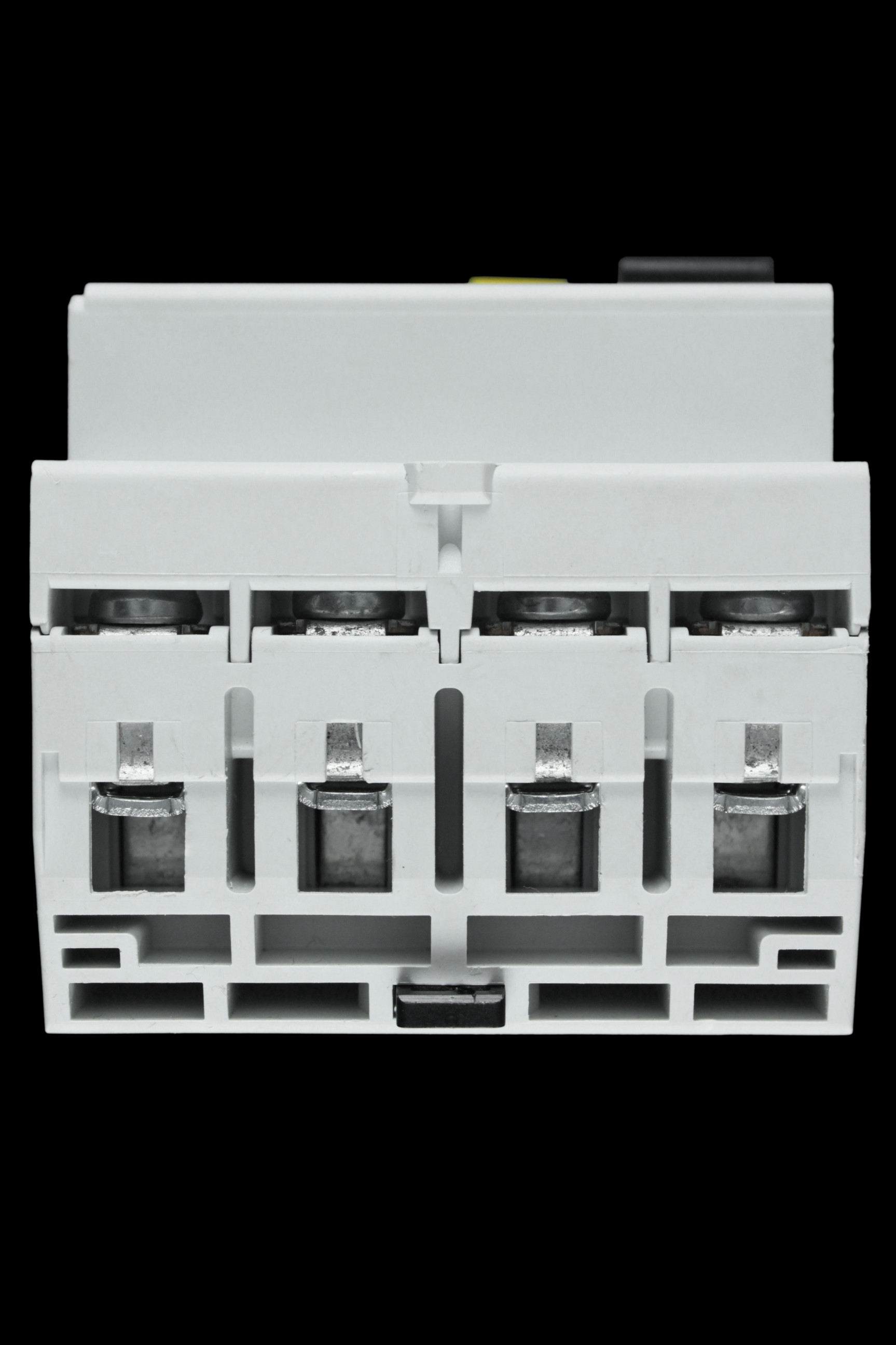 CONTACTUM 63 AMP 30mA FOUR POLE RCD B6303/4