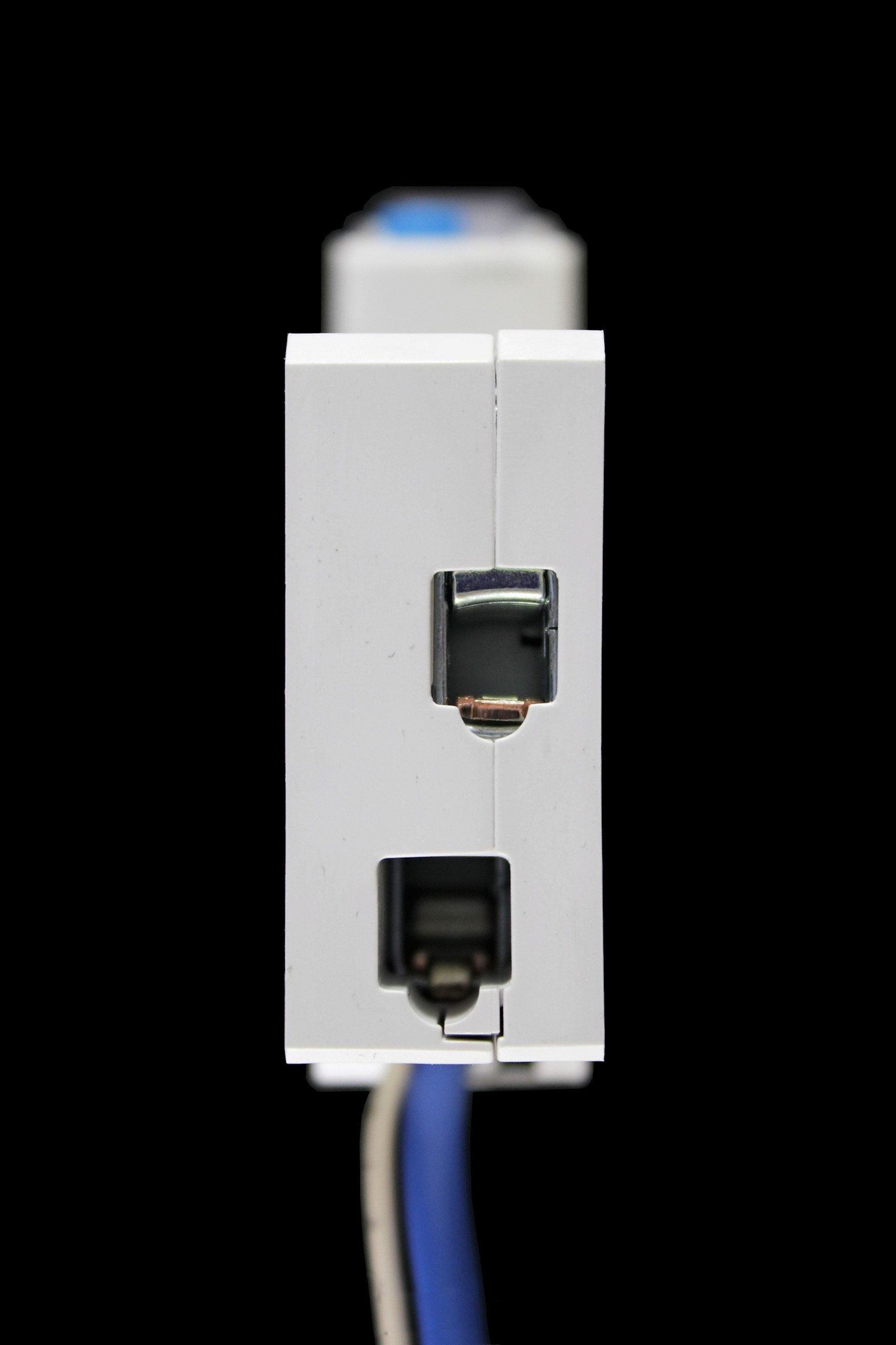 HAGER 40 AMP CURVE B 6kA 30mA RCBO TYPE AC 106365 ADN140