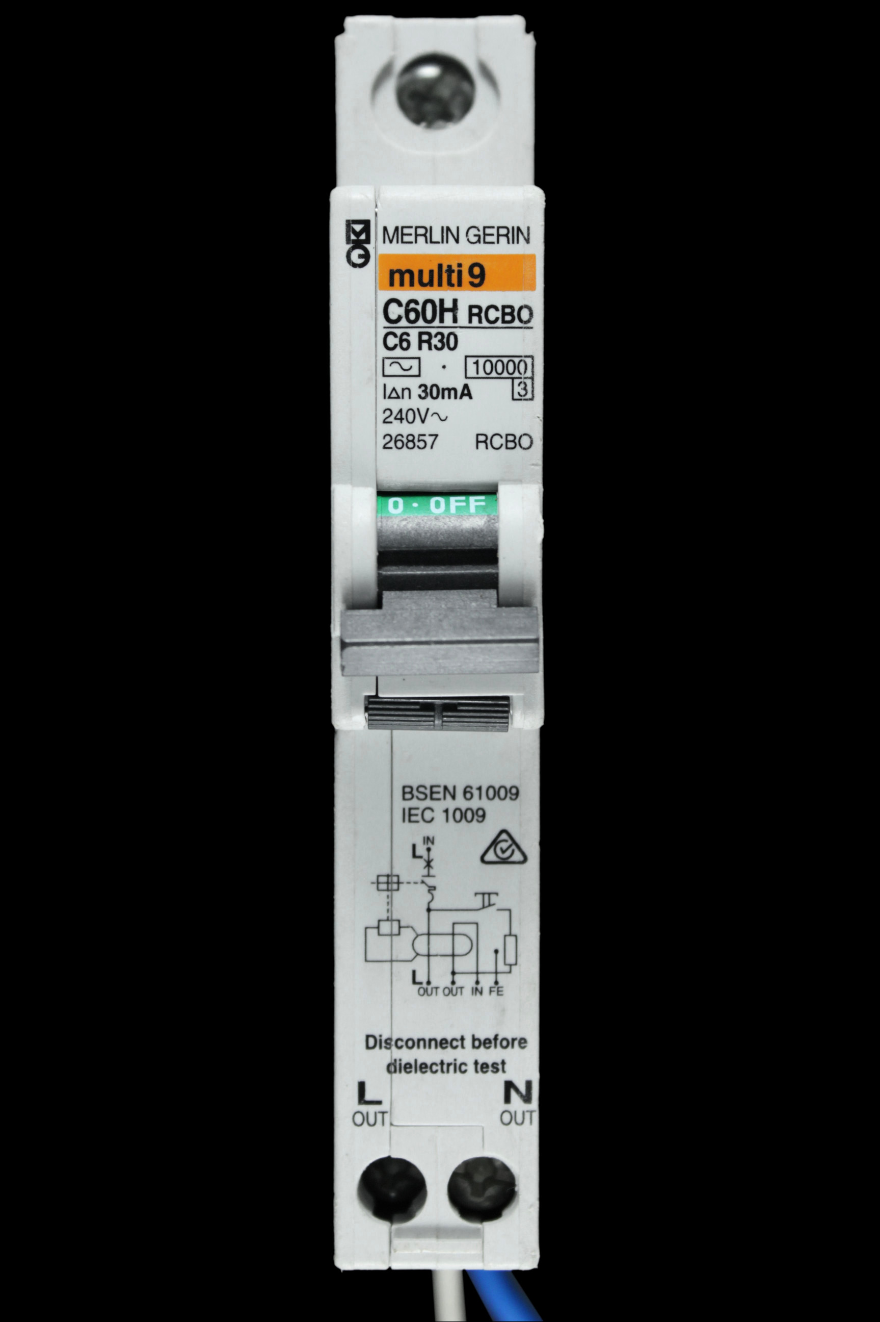MERLIN GERIN 6 AMP CURVE C 10kA 30mA RCBO TYPE AC C60HC6R30 26857