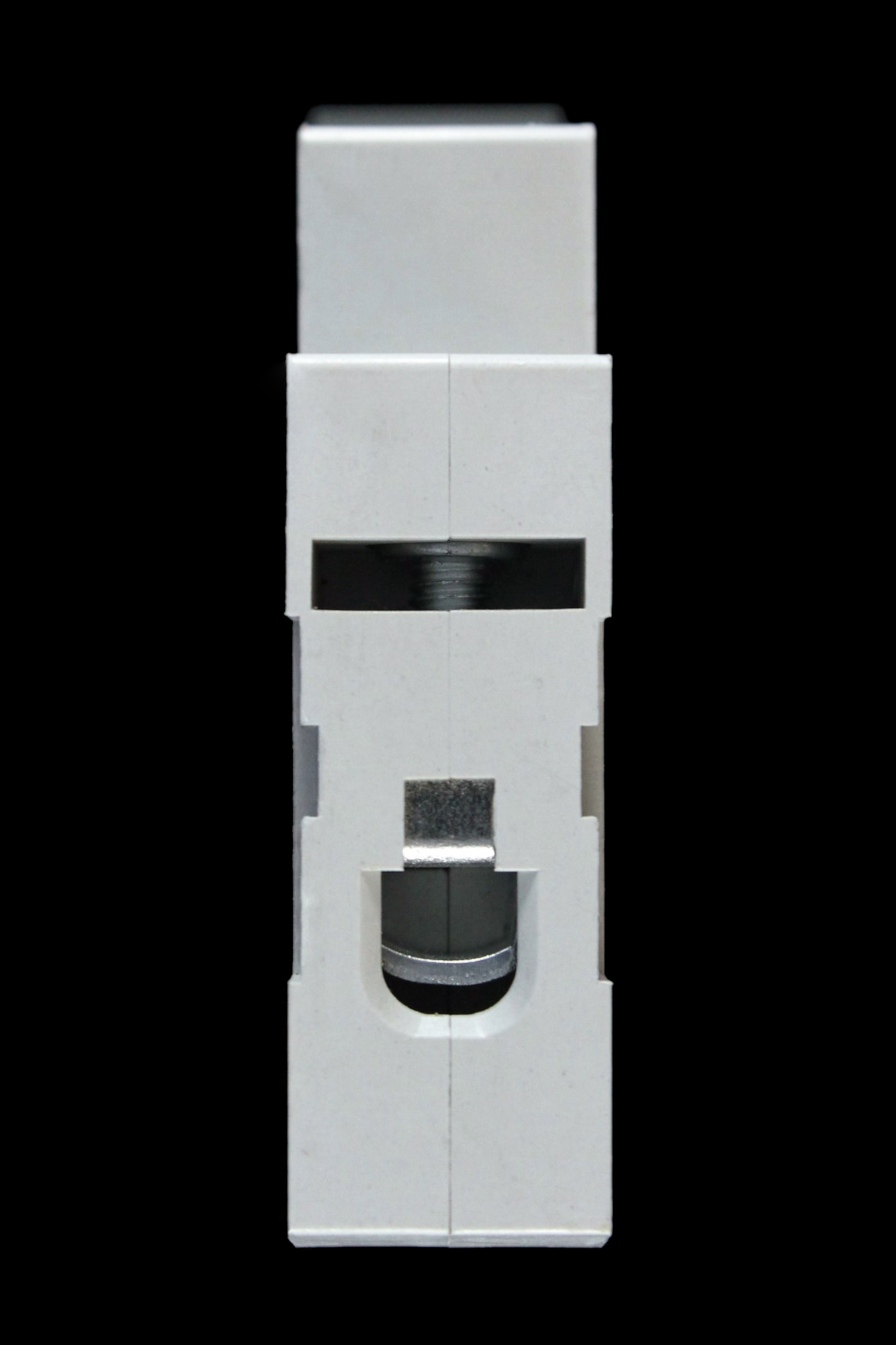 EUROPA B 10 MCB 6kA CIRCUIT BREAKER EUB1 S2