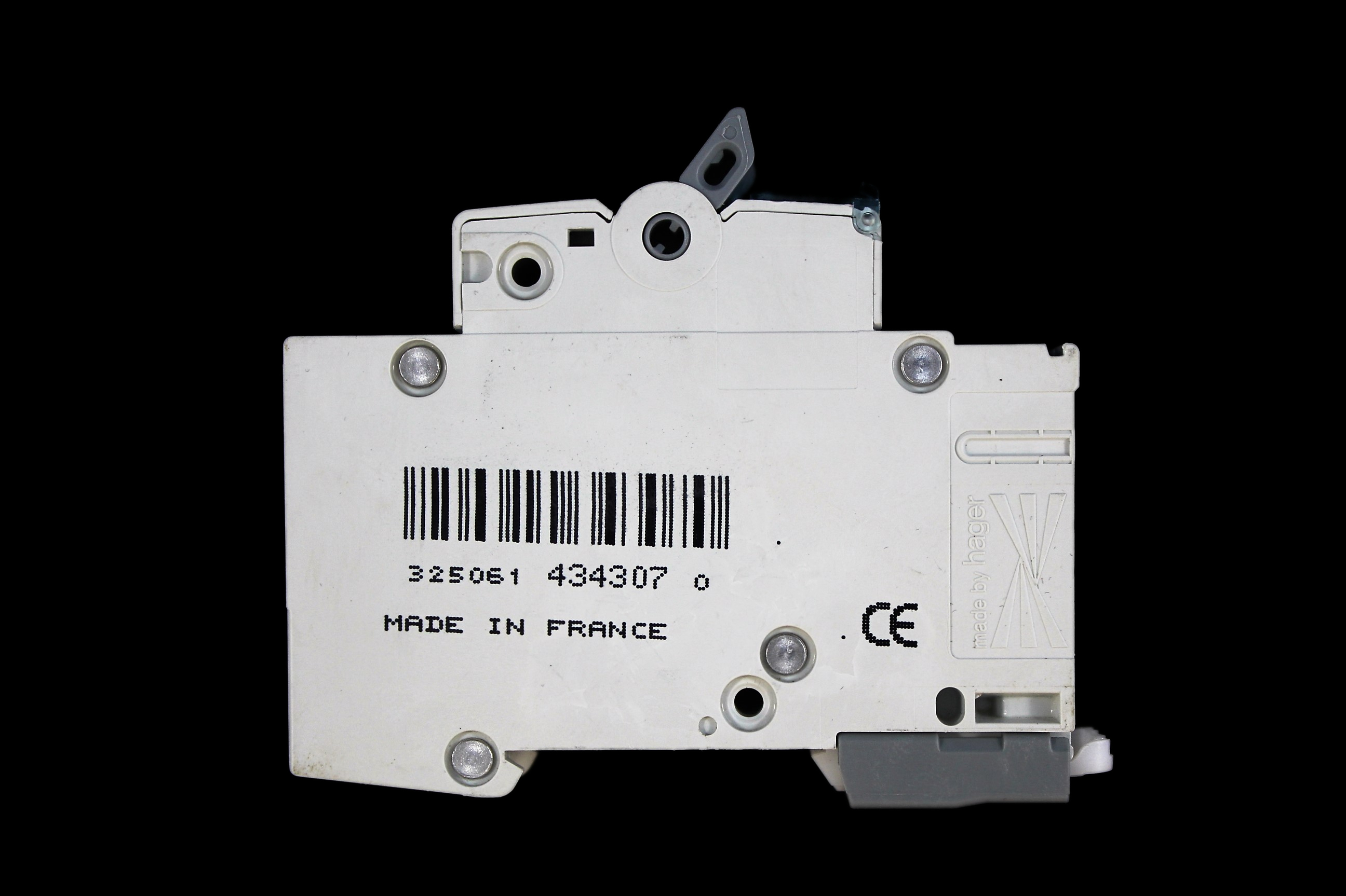 HAGER 32 AMP CURVE B 6kA MCB CIRCUIT BREAKER 434307 MTN132