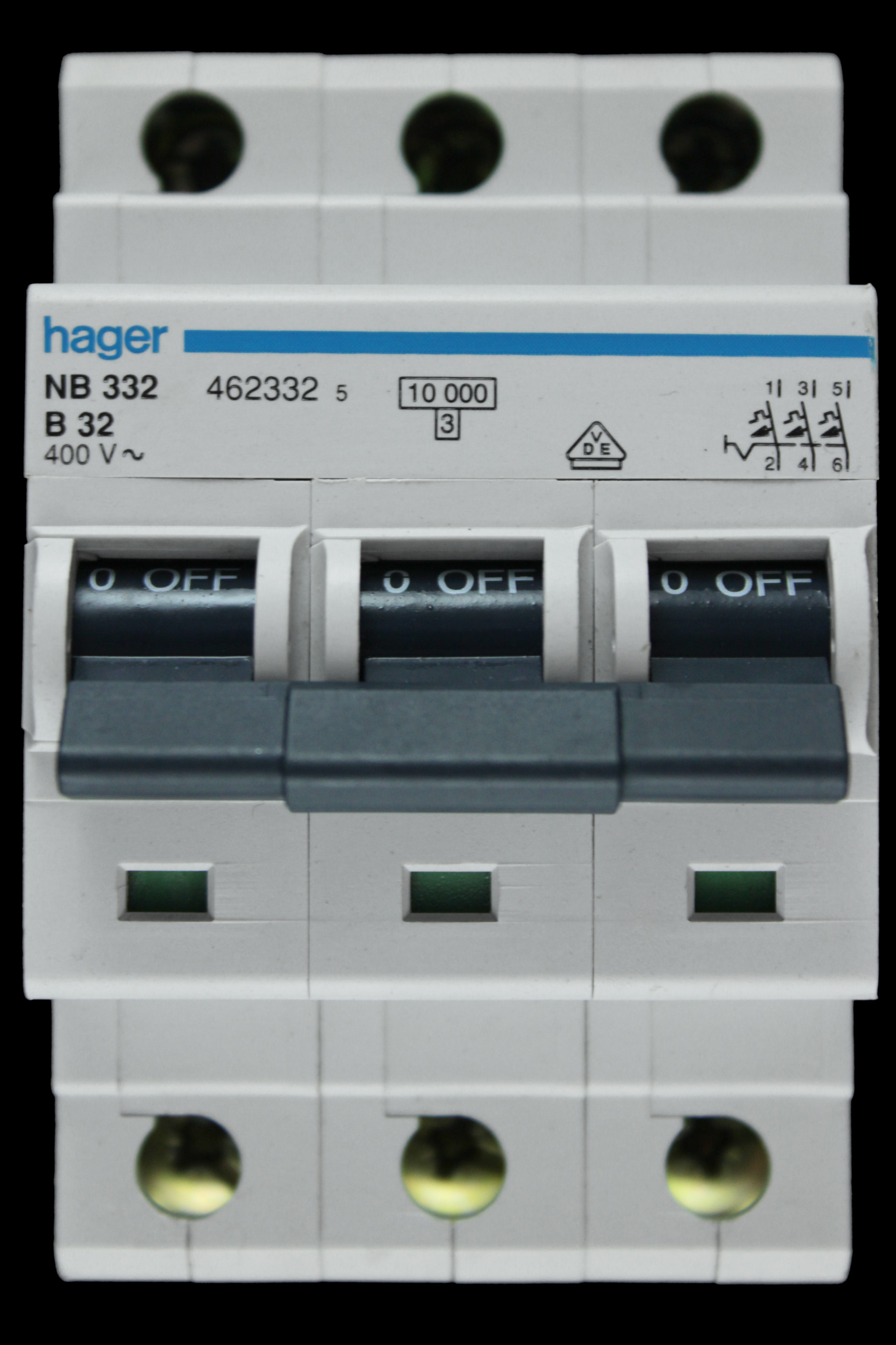HAGER 32 AMP CURVE B 10kA TRIPLE POLE MCB CIRCUIT BREAKER NB332 462332