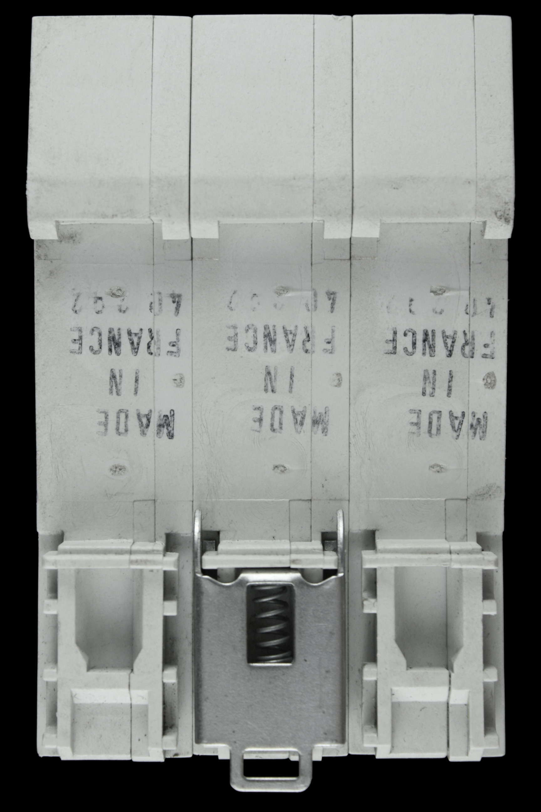 HAGER 32 AMP CURVE C 6kA TRIPLE POLE MCB CIRCUIT BREAKER M832 Z1 13435