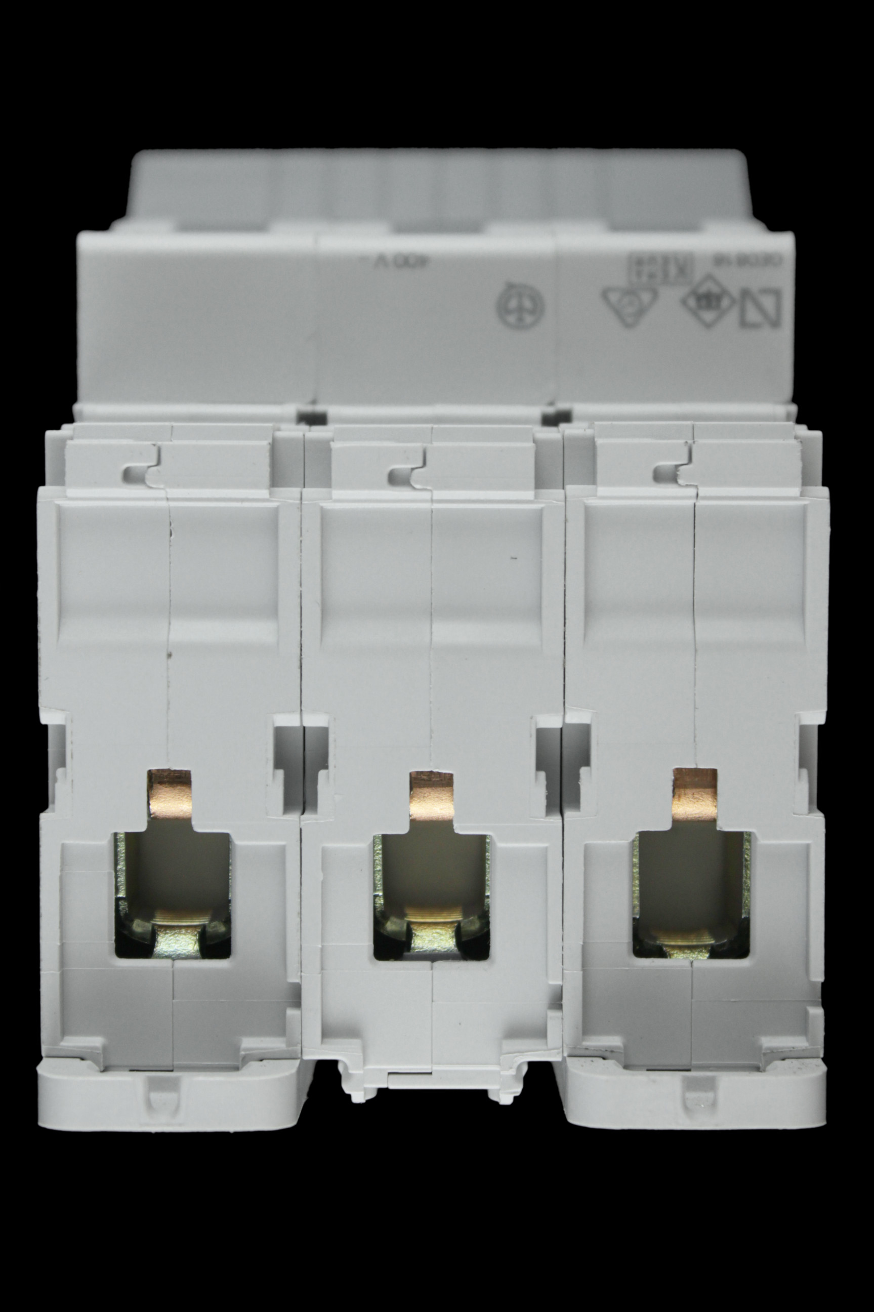 HAGER 10 AMP CURVE C 10kA TRIPLE POLE MCB CIRCUIT BREAKER NCN310A 461580