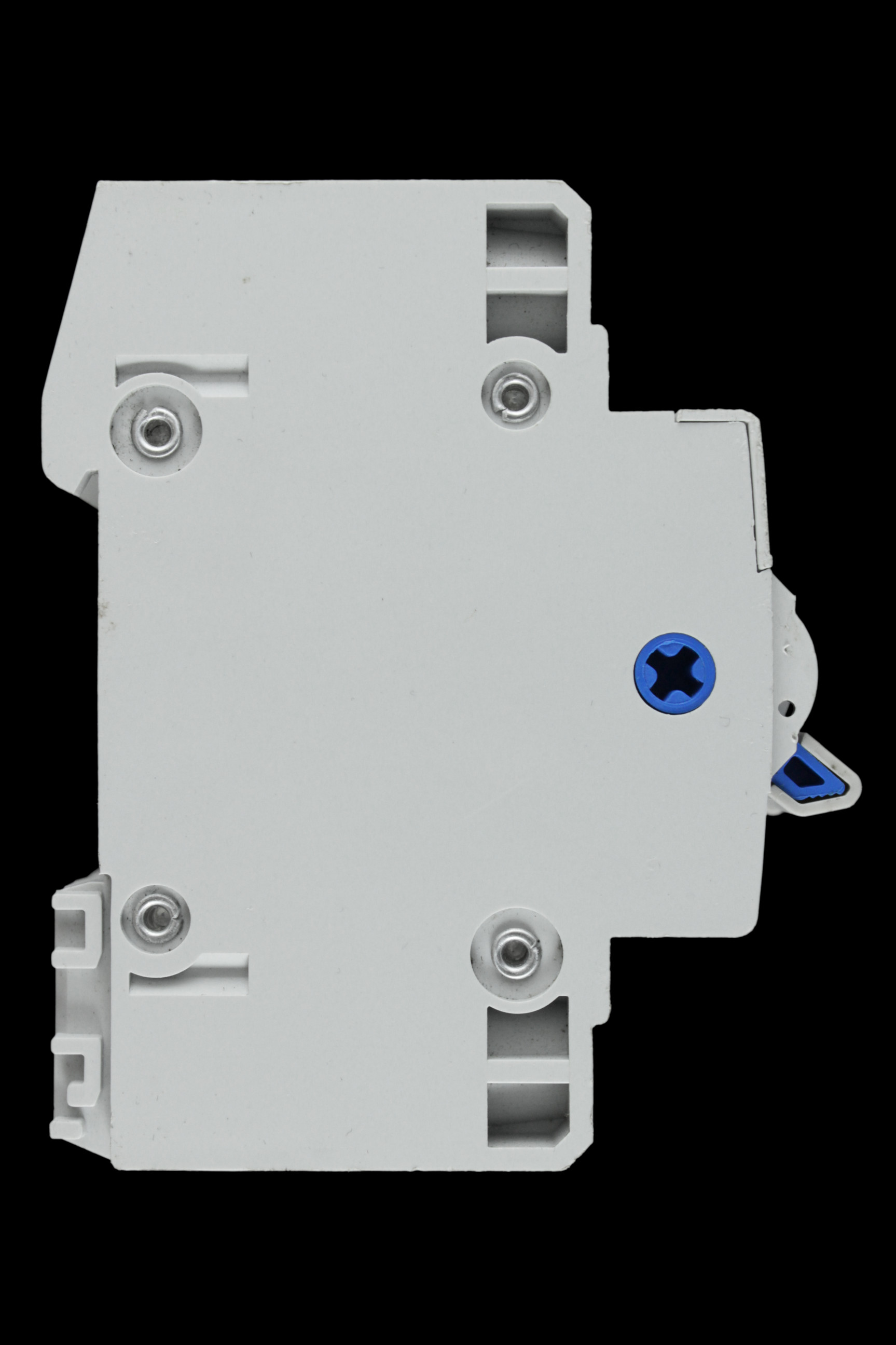 HAGER 100 MAIN SWITCH DISCONNECTOR FOUR POLE SB499F 552985 BW