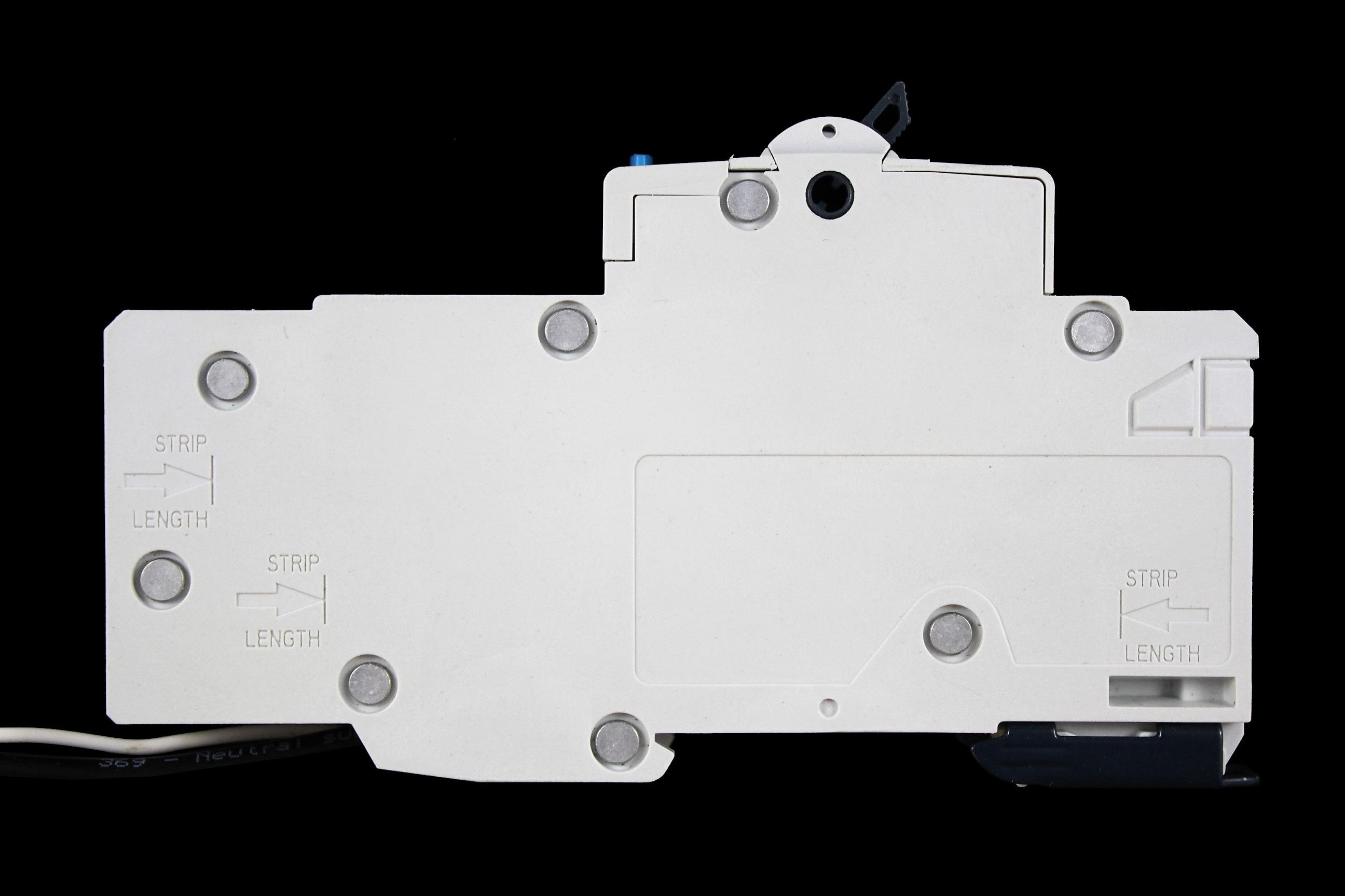 HAGER 25 AMP CURVE C 6kA 30mA RCBO AD124 104283
