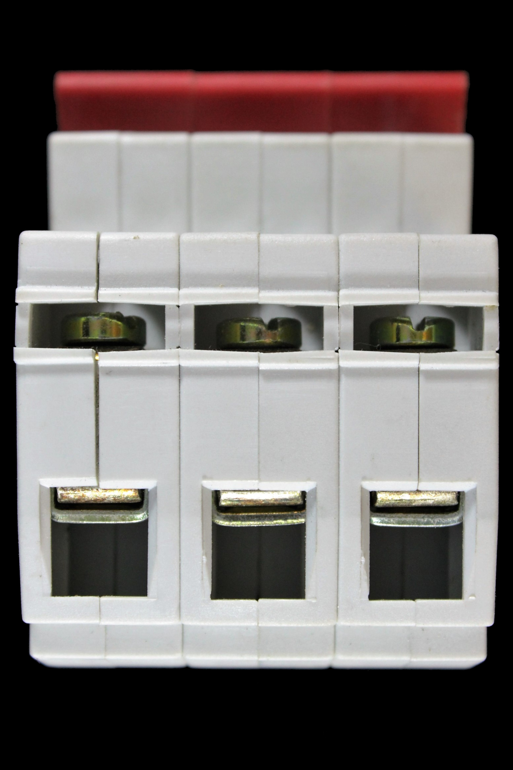 CRABTREE 125 AMP MAIN SWITCH DISCONNECTOR TRIPLE POLE 125SW3