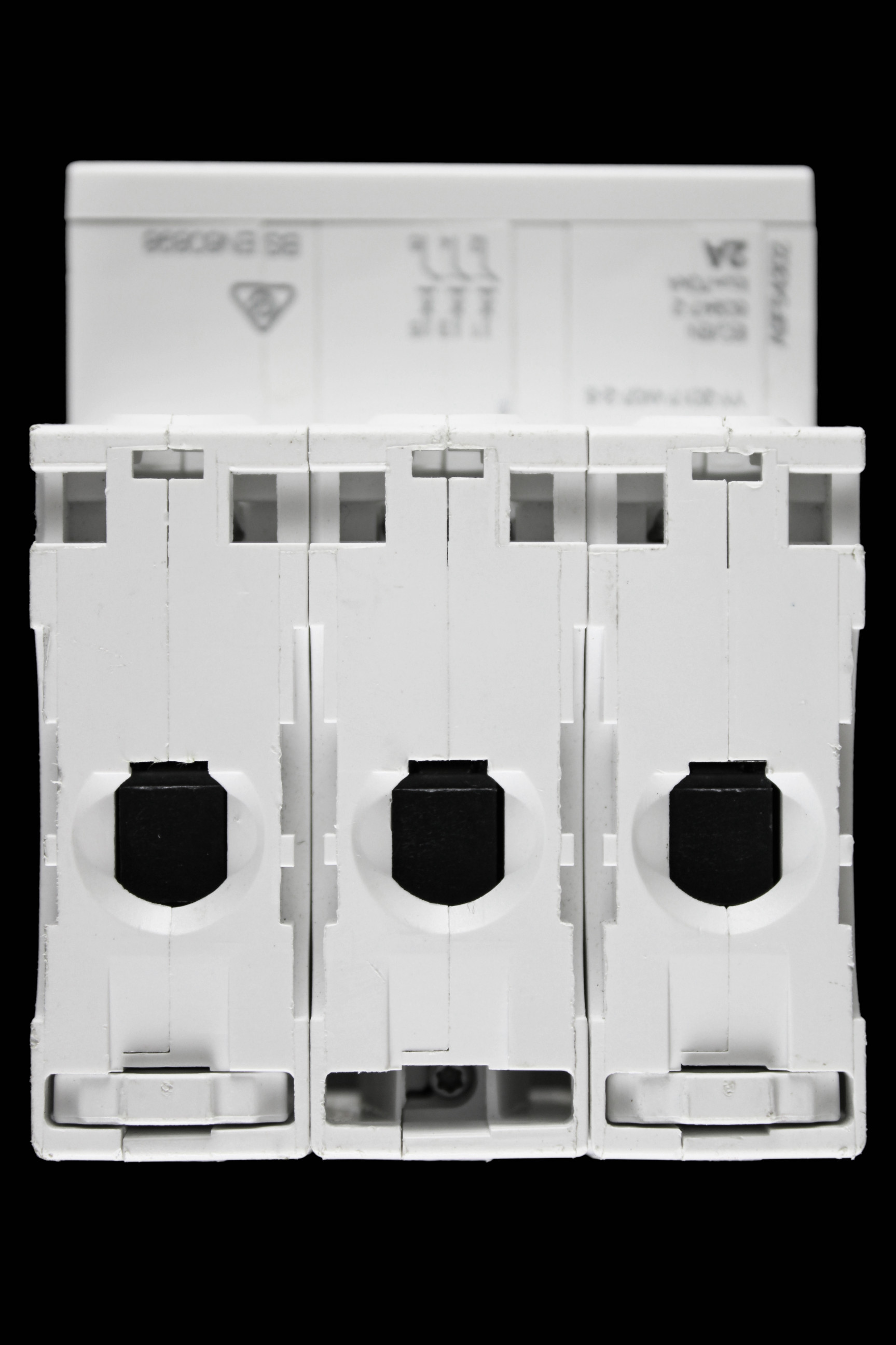 SCHNEIDER 2 AMP CURVE C 10kA TRIPLE POLE MCB CIRCUIT BREAKER A9F54302 IC60H