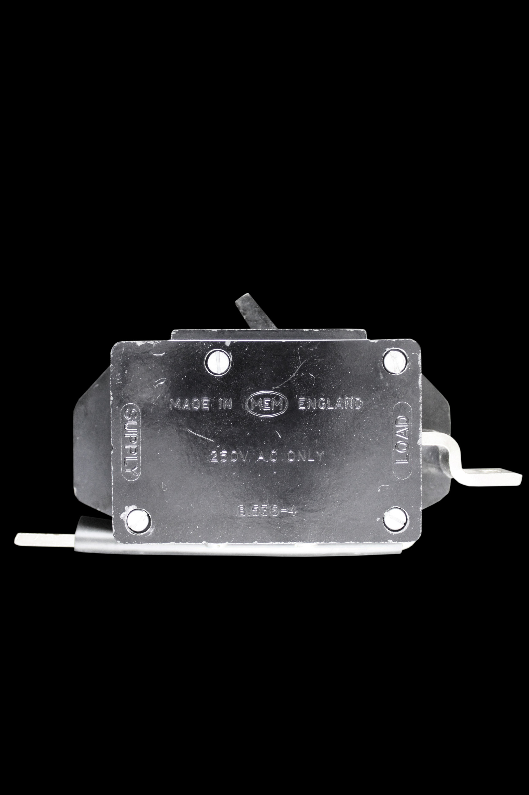 MEM 100 AMP DOUBLE POLE MAIN SWITCH DISCONNECTOR