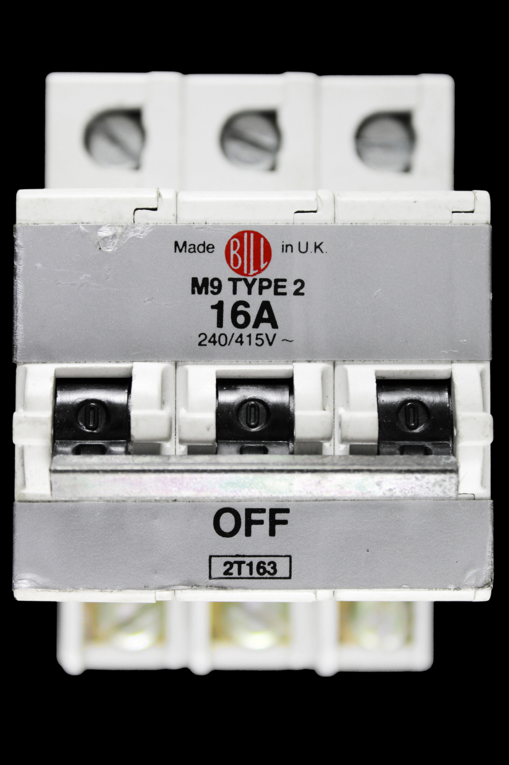 BILL 16 AMP TYPE 2 M9 TRIPLE POLE MCB CIRCUIT BREAKER 2T163