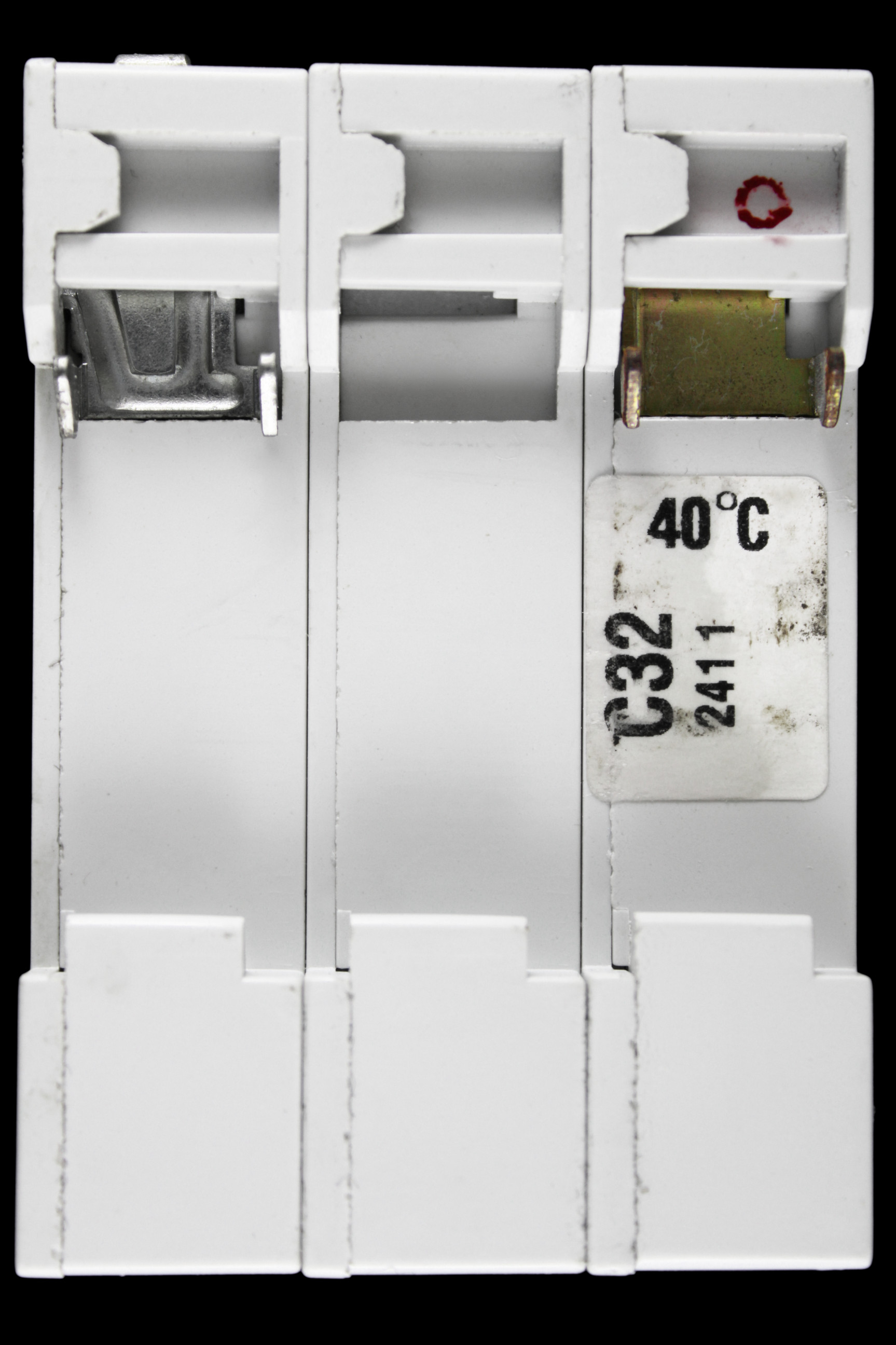 EATON 32 AMP CURVE C M9 TRIPLE POLE MCB CIRCUIT BREAKER 323C