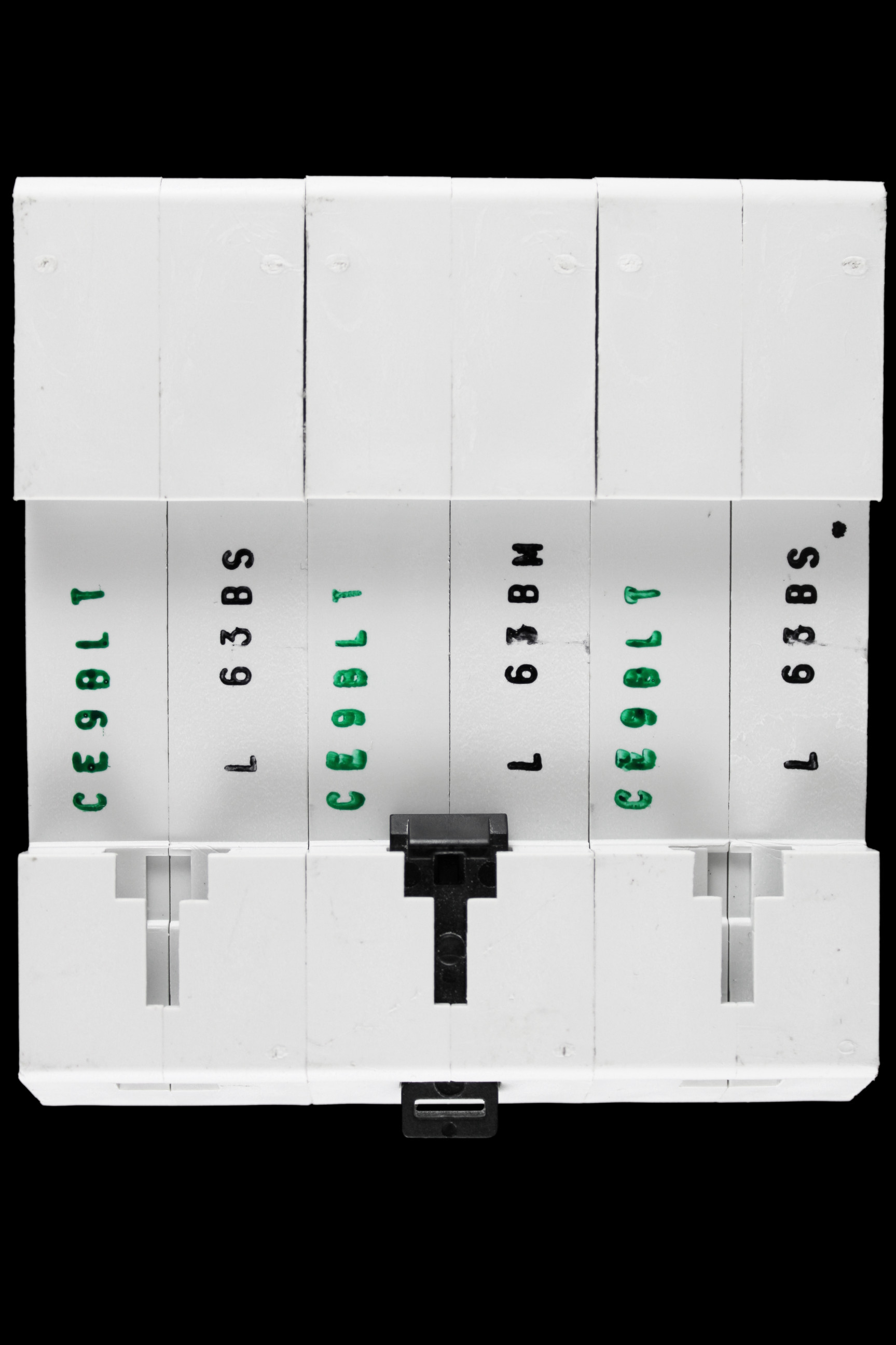 EATON 63 AMP CURVE B 20kA TRIPLE POLE MCB CIRCUIT BREAKER EMBS363