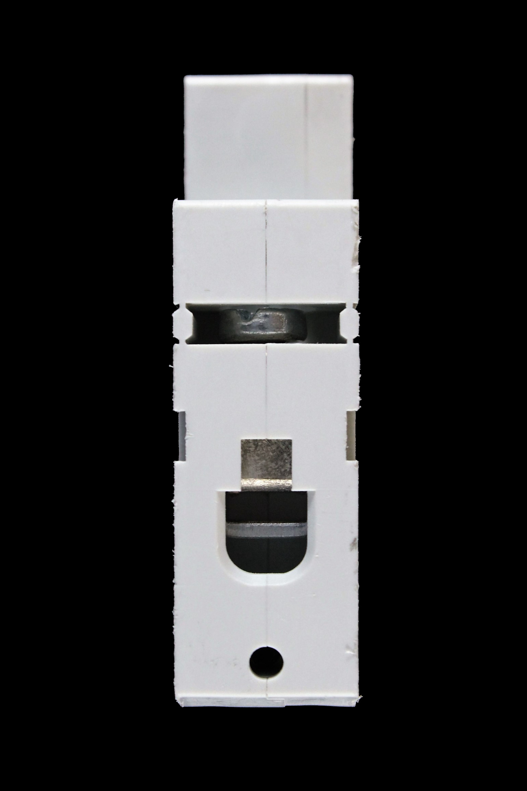 AXIOM 6 AMP CURVE B 6kA MCB CIRCUIT BREAKER CUB6SP