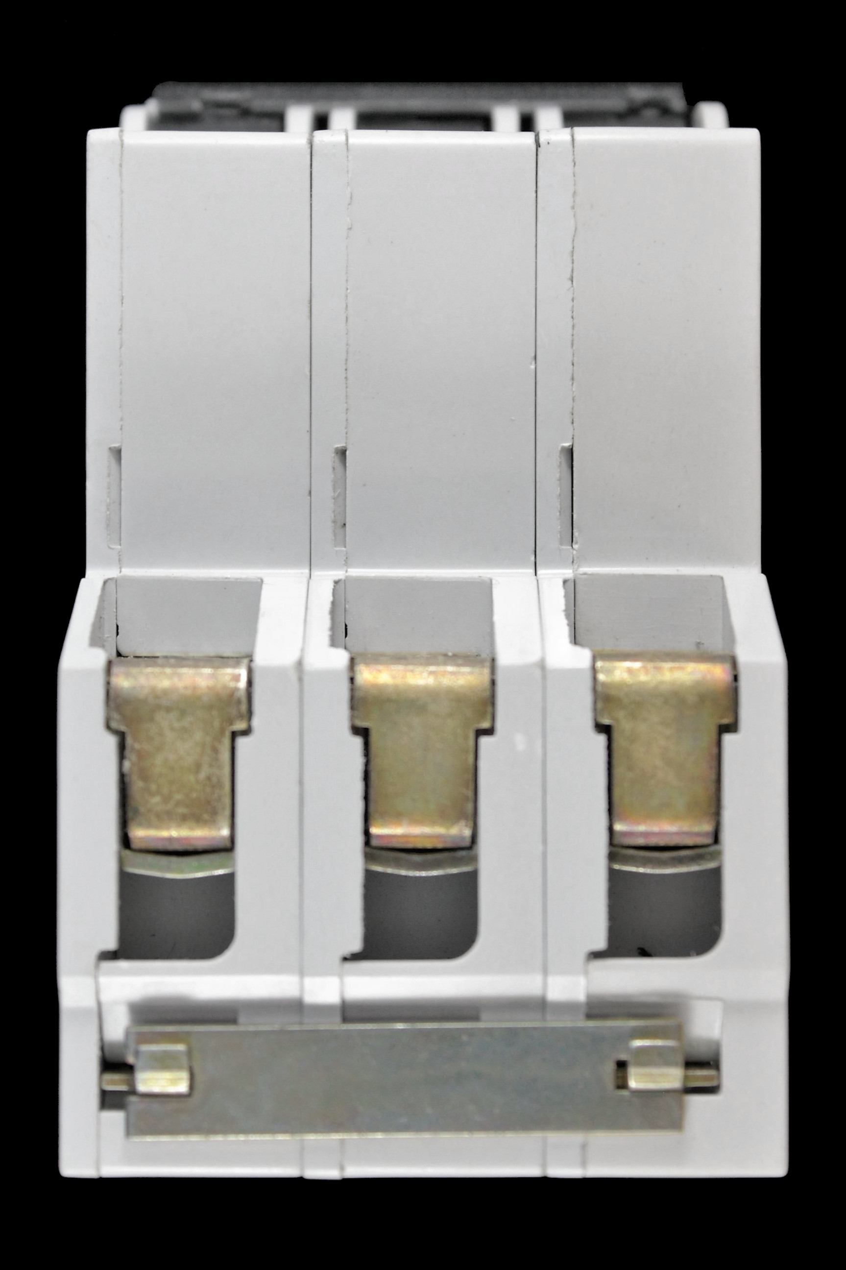 WYLEX 40 AMP TYPE 2 M9 TRIPLE POLE MCB CIRCUIT BREAKER HB340