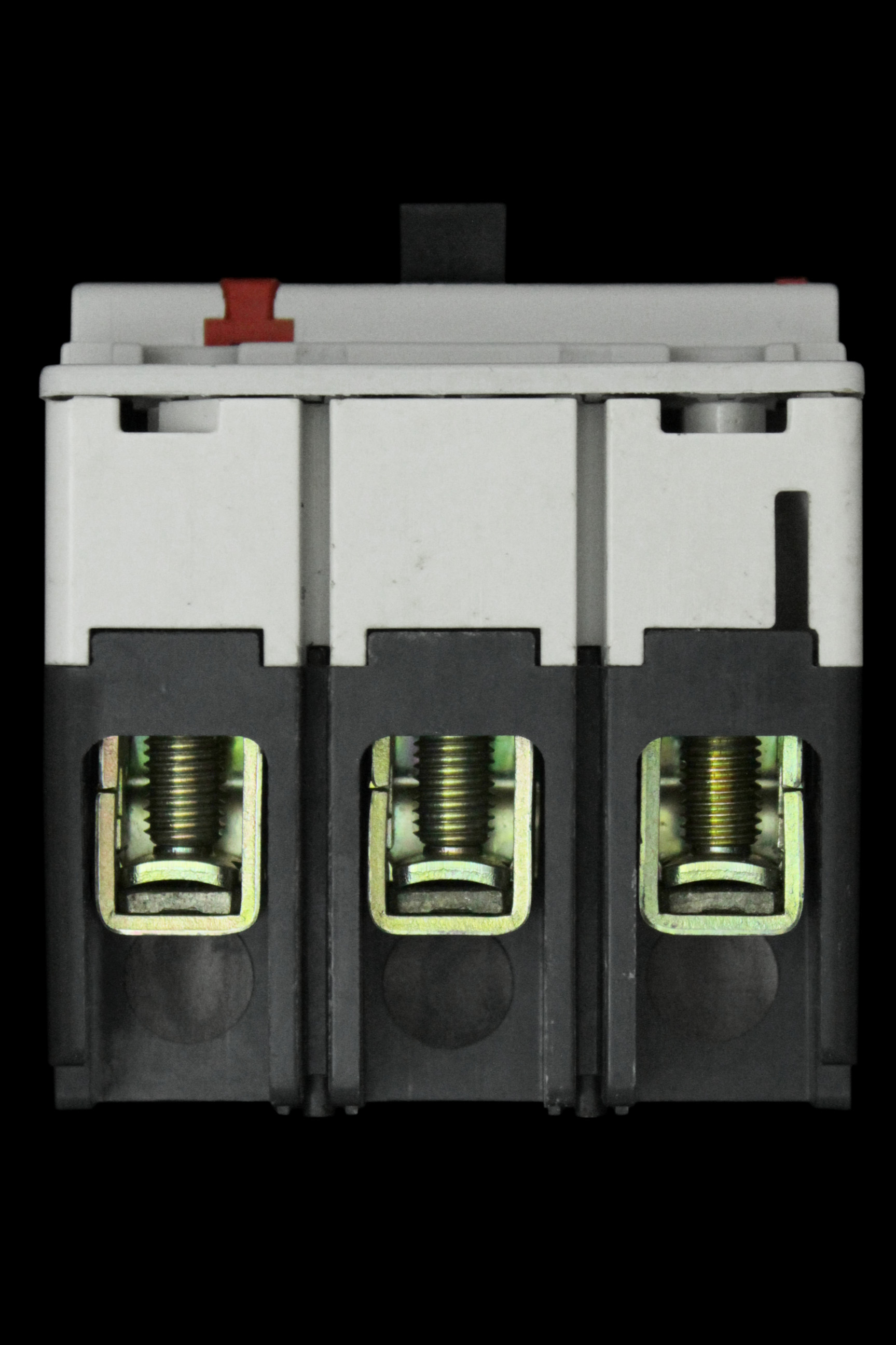 HAGER 40 AMP 16kA TRIPLE POLE MCCB HD145U H125D