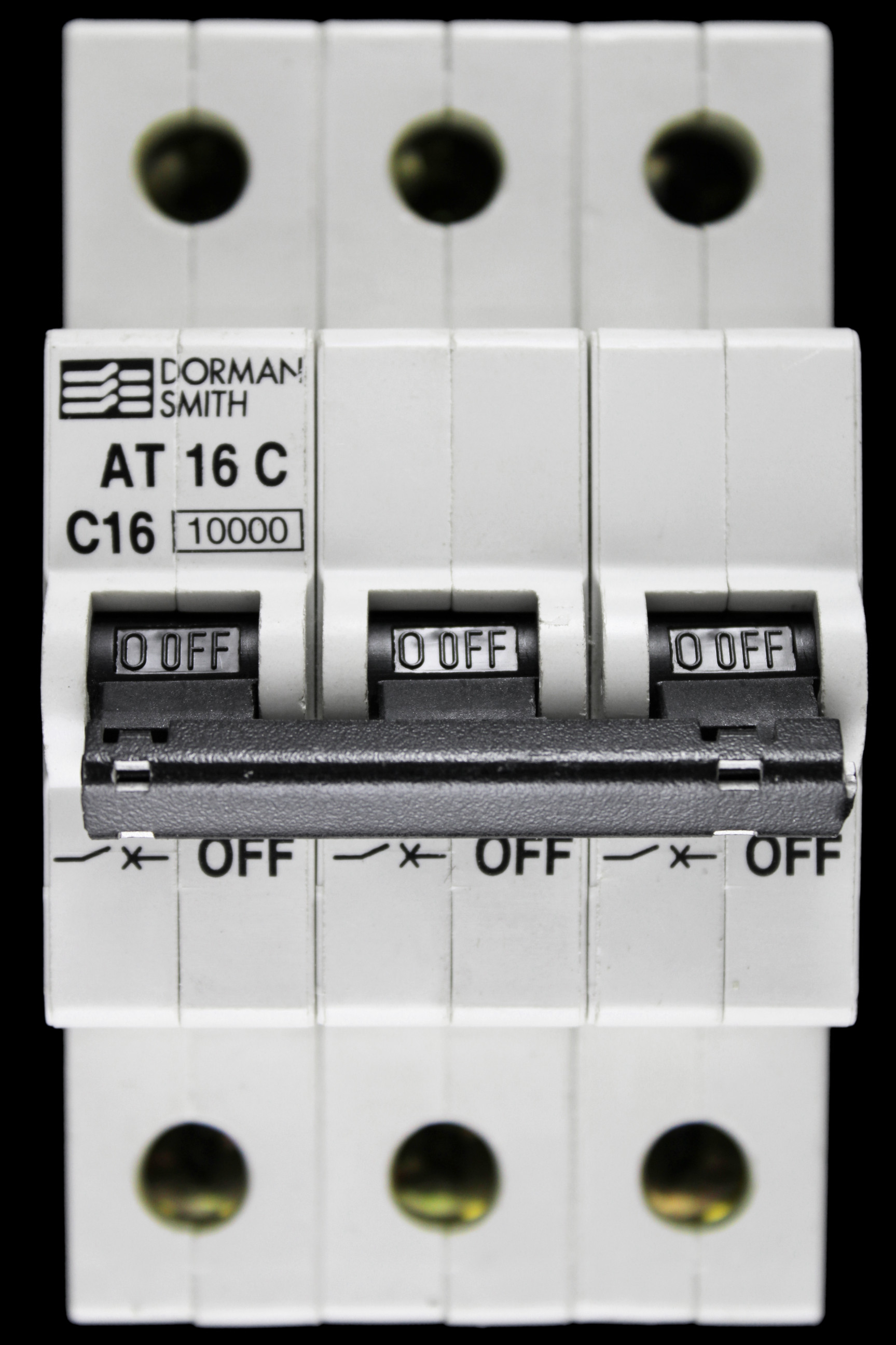 DORMAN SMITH 16 AMP CURVE C 10kA TRIPLE POLE MCB CIRCUIT BREAKER 400V AT16C