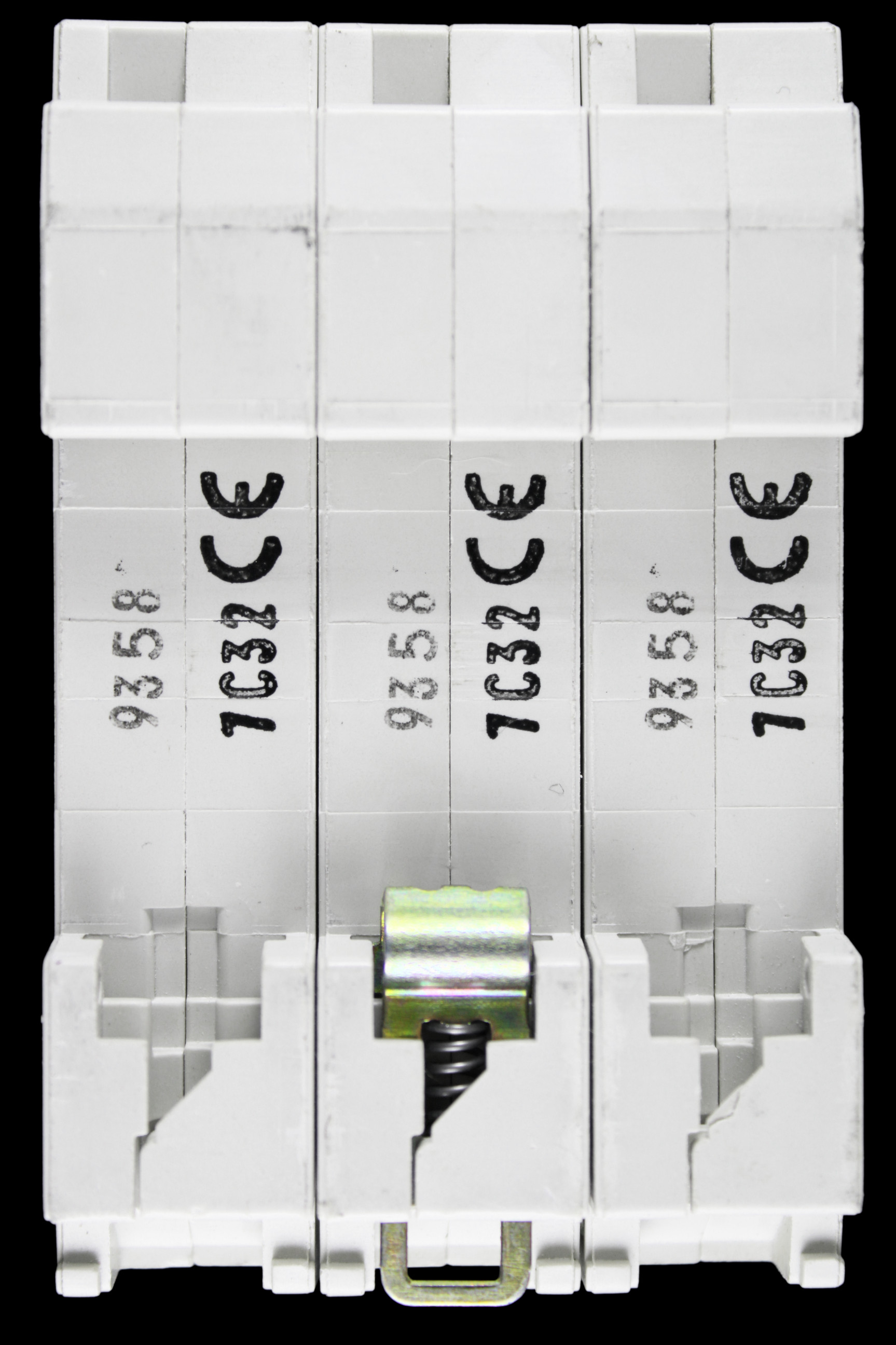 DORMAN SMITH 32 AMP CURVE C 10kA TRIPLE POLE MCB CIRCUIT BREAKER AT32C