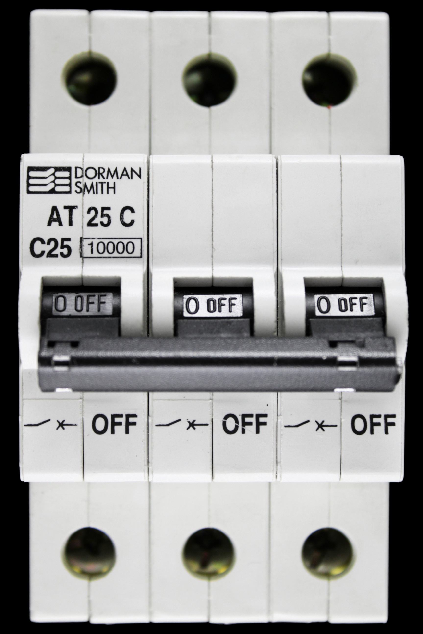 DORMAN SMITH 25 AMP CURVE C 10kA TRIPLE POLE MCB CIRCUIT BREAKER 400V AT25C