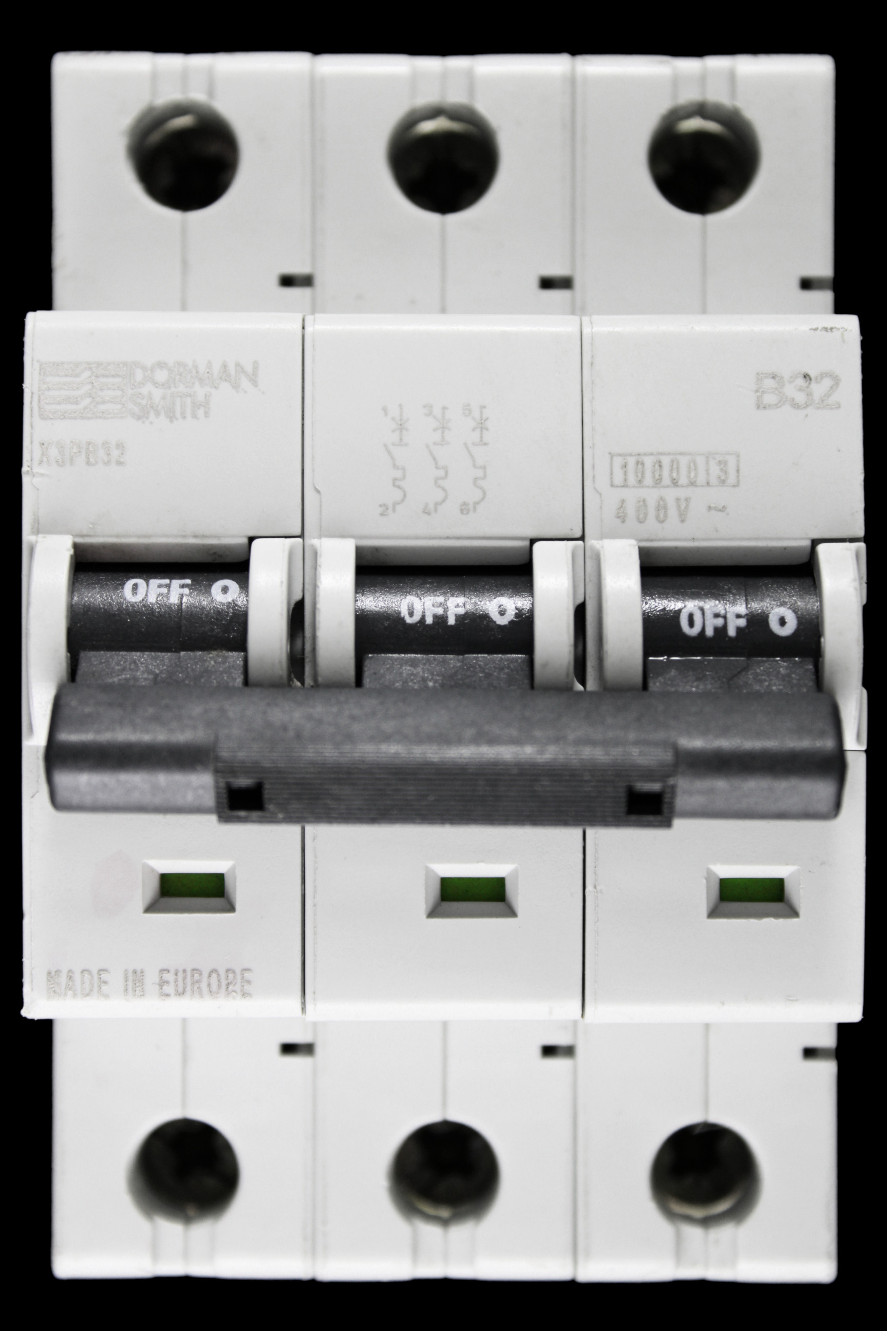 DORMAN B 32 MCB TRIPLE POLE 10kA CIRCUIT BREAKER X3PB32