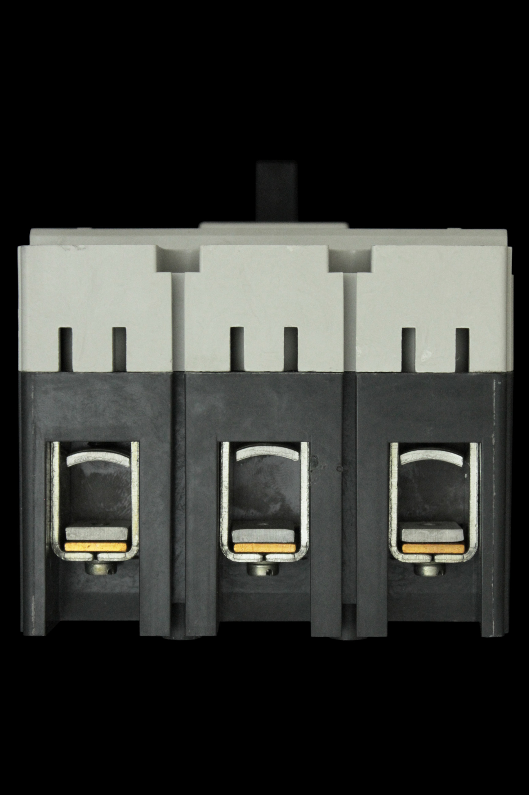 AEG 125 AMP 65kA TRIPLE POLE MCCB MC167S
