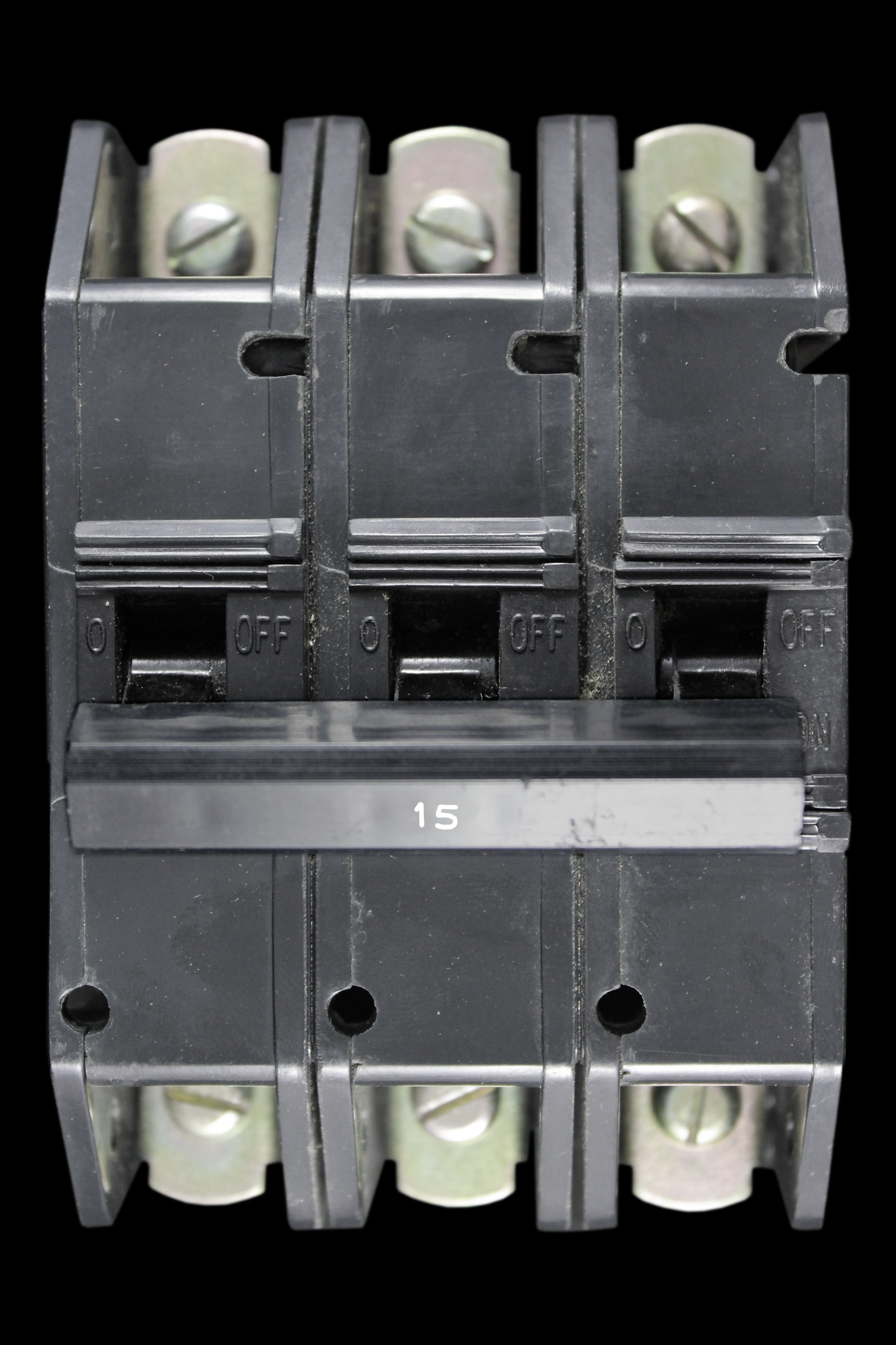 DORMAN SMITH 15 AMP TYPE 4 3kA TRIPLE POLE MCB CIRCUIT BREAKER LOADMASTER