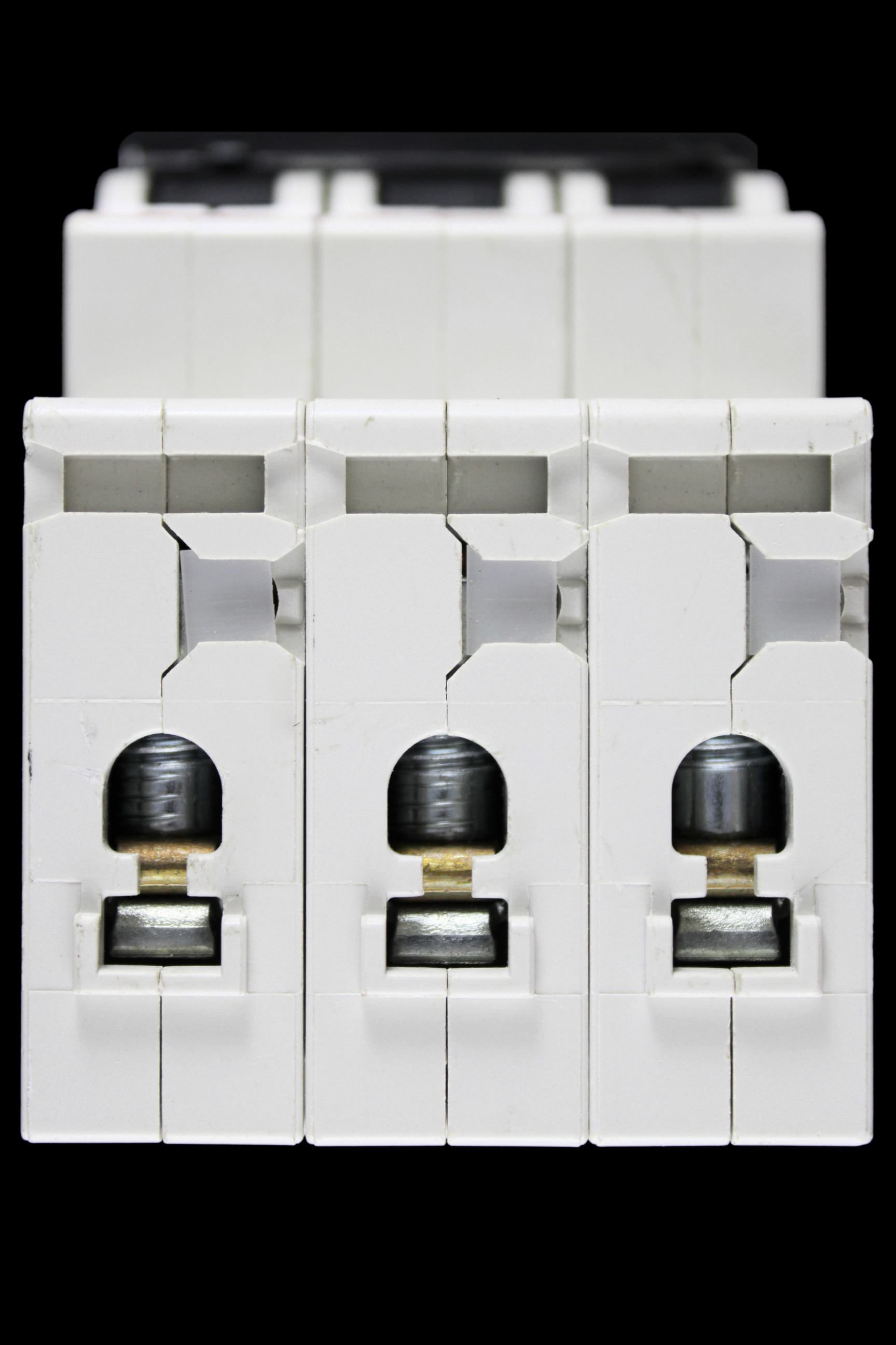 ABB 40 AMP CURVE C 15kA TRIPLE POLE MCB CIRCUIT BREAKER 2CDS283001R0404 S230P