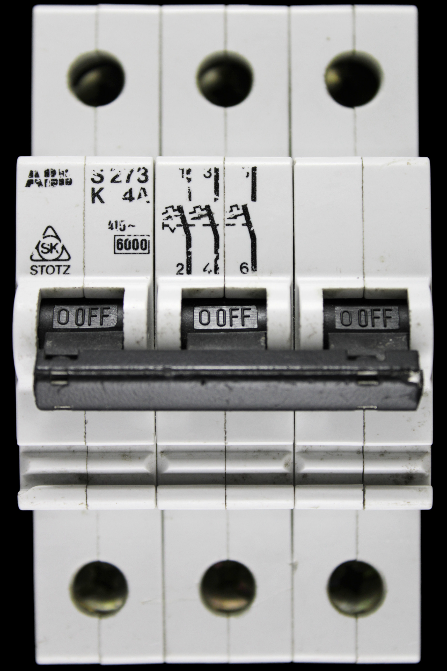 ABB 4 AMP CURVE K 6kA TRIPLE POLE MCB CIRCUIT BREAKER S273 STOTZ W
