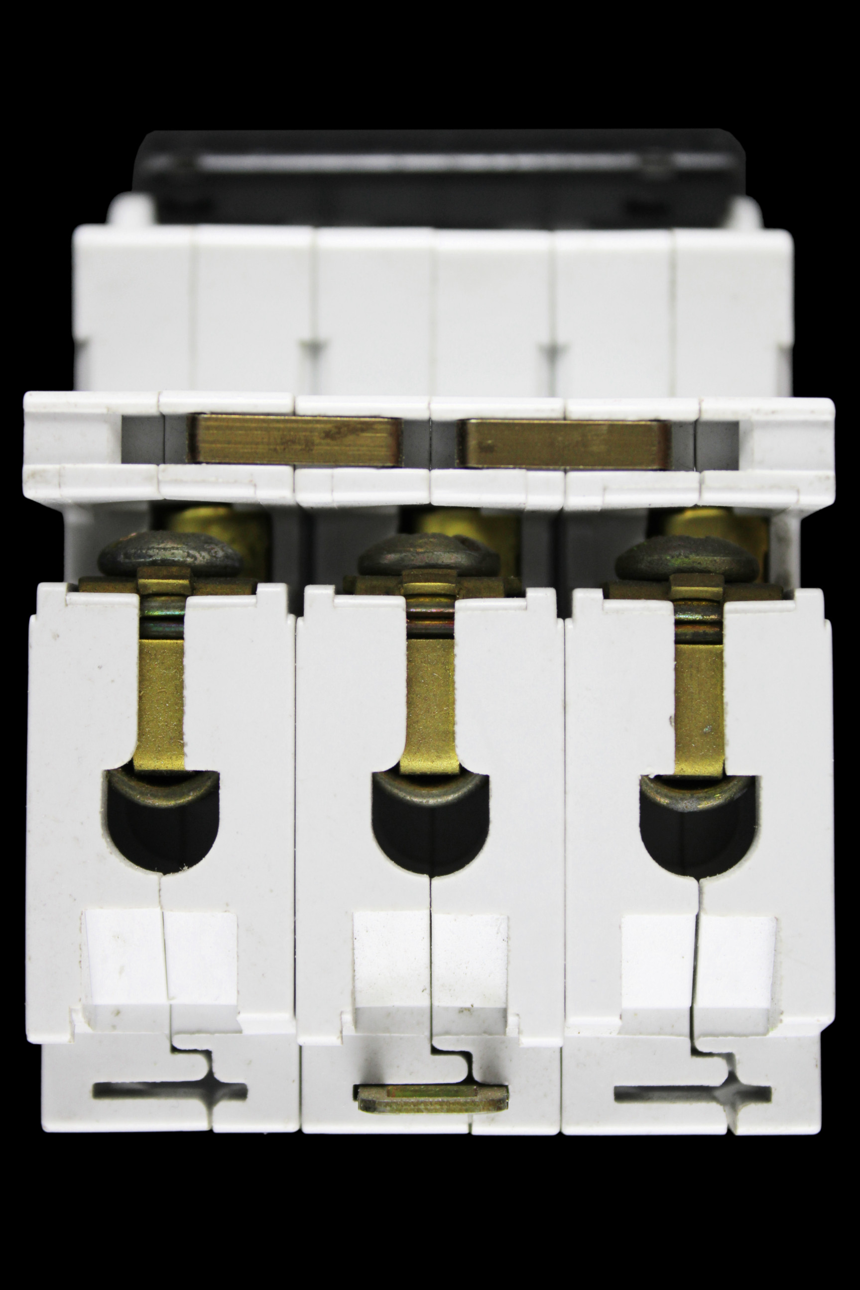 ABB 4 AMP CURVE K 6kA TRIPLE POLE MCB CIRCUIT BREAKER S273 STOTZ W