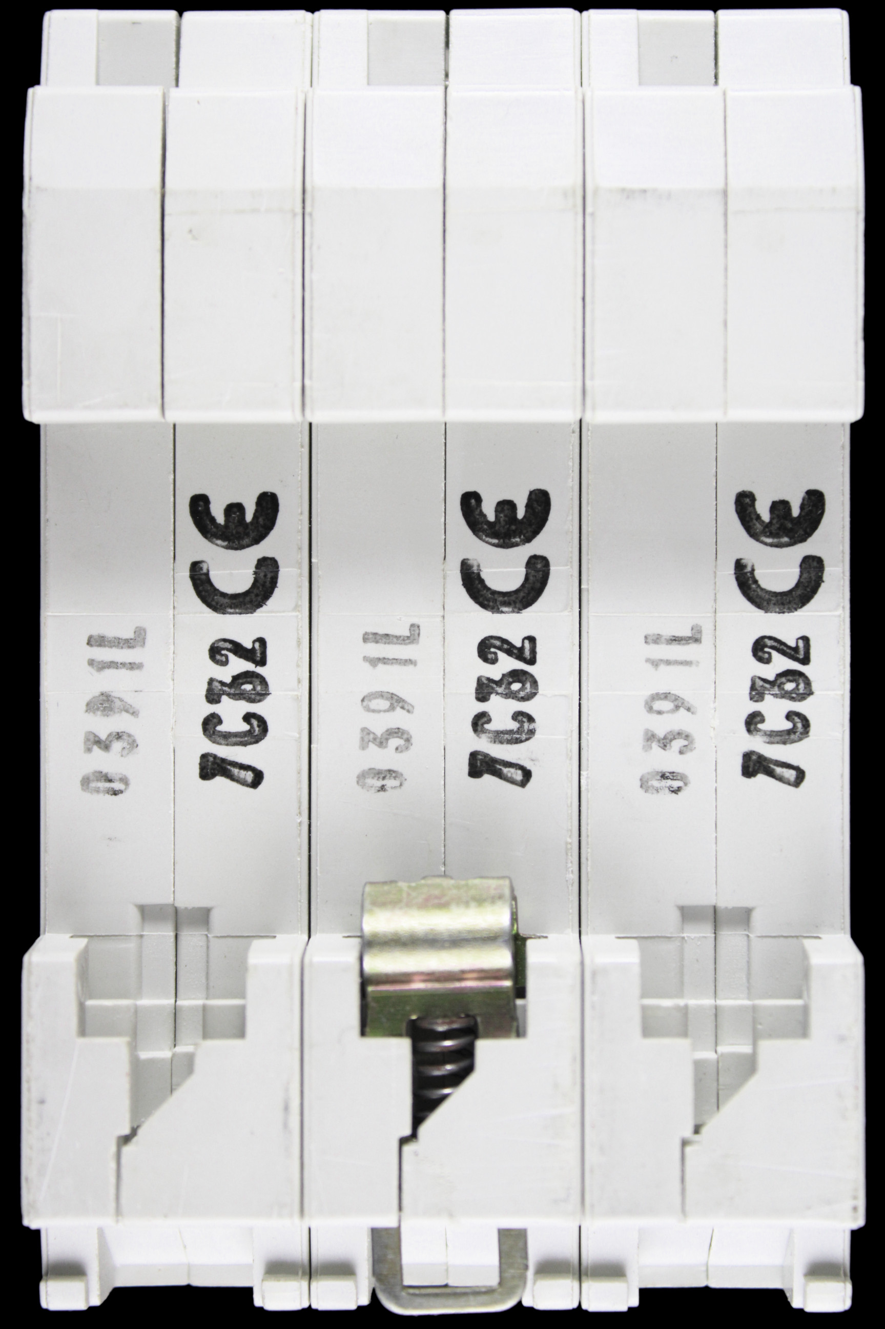 ABB 32 AMP CURVE C 10kA TRIPLE POLE MCB CIRCUIT BREAKER S273