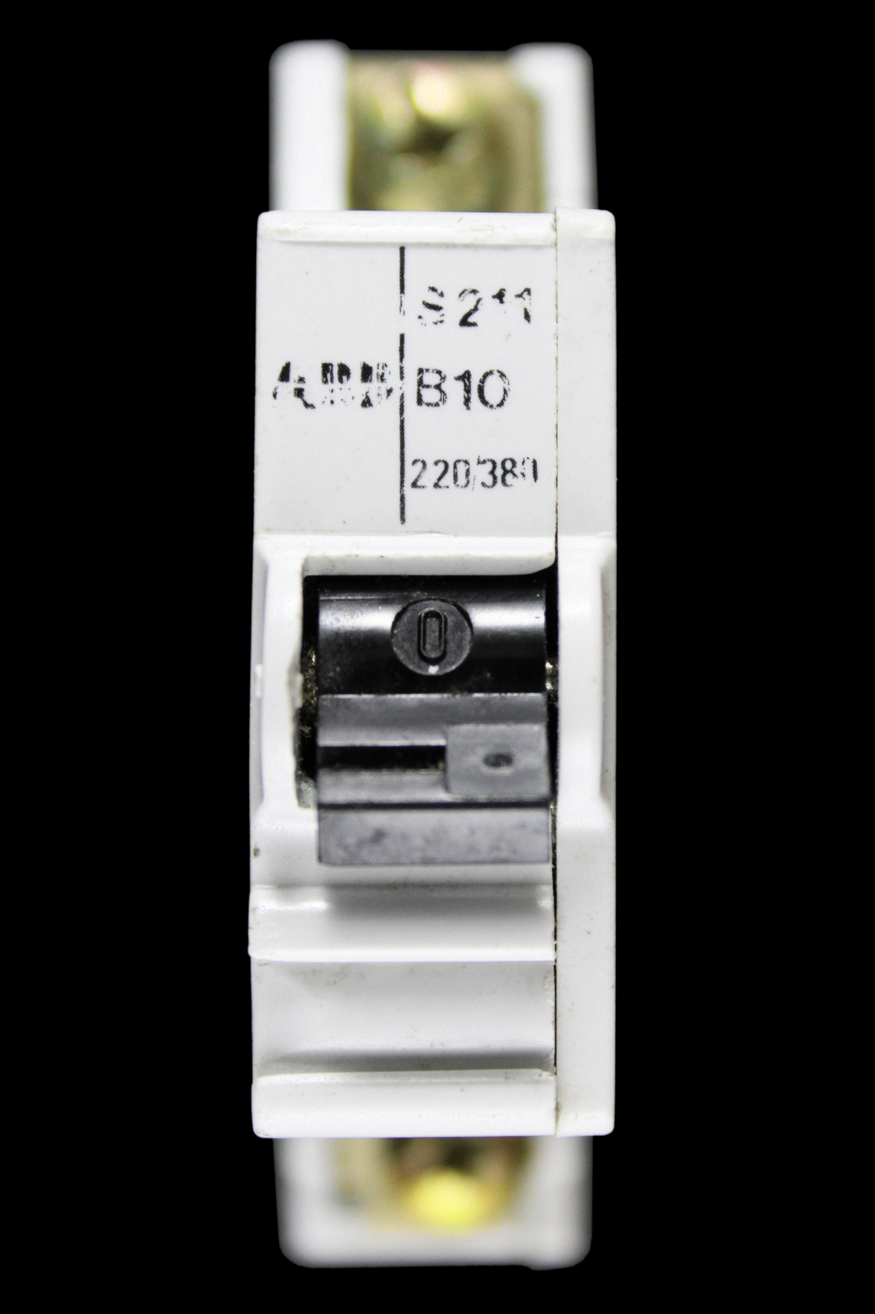 ABB 10 AMP CURVE B MCB CIRCUIT BREAKER S211