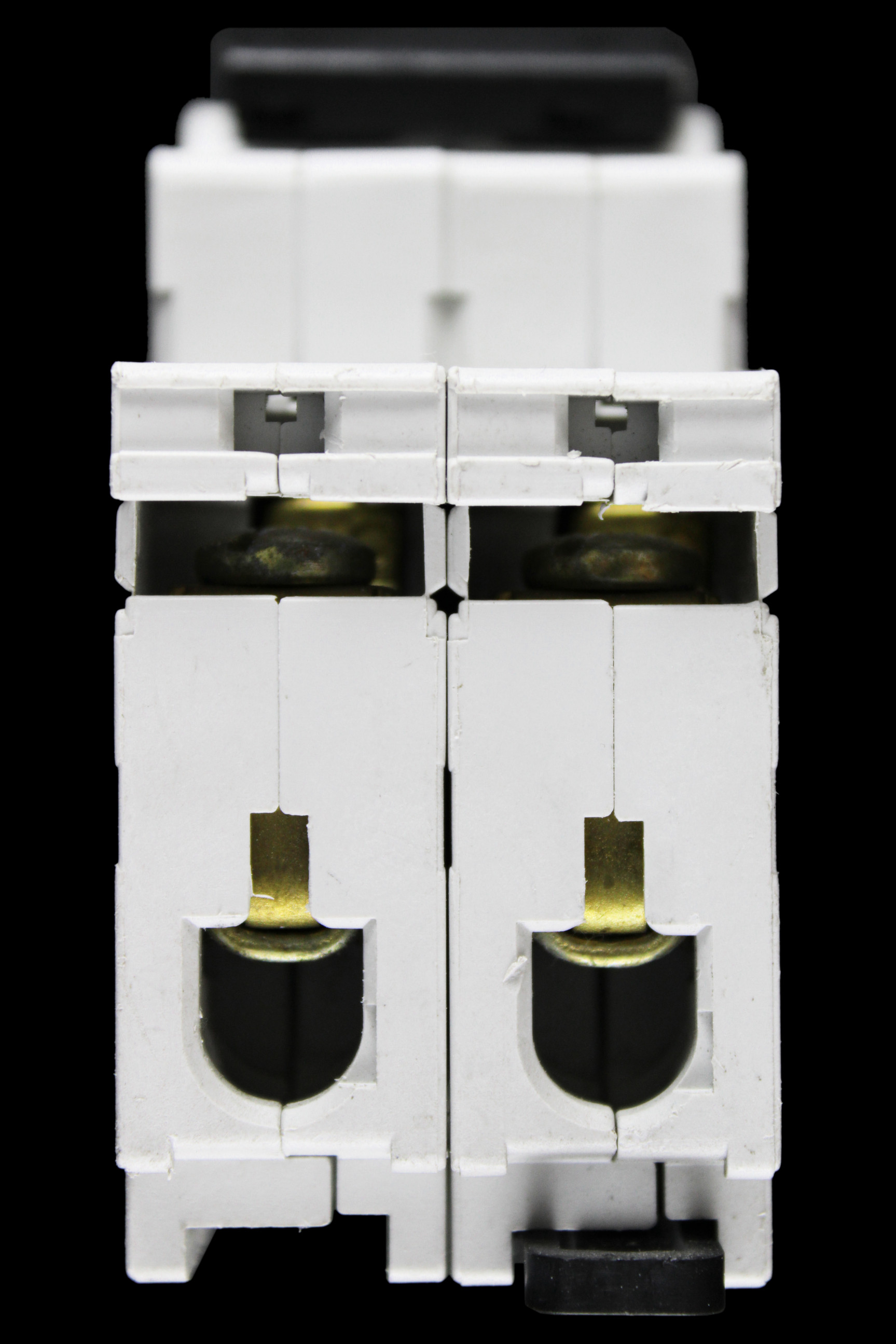 ABB 32 AMP CURVE C 4.5kA SP&N MCB CIRCUIT BREAKER S241NA