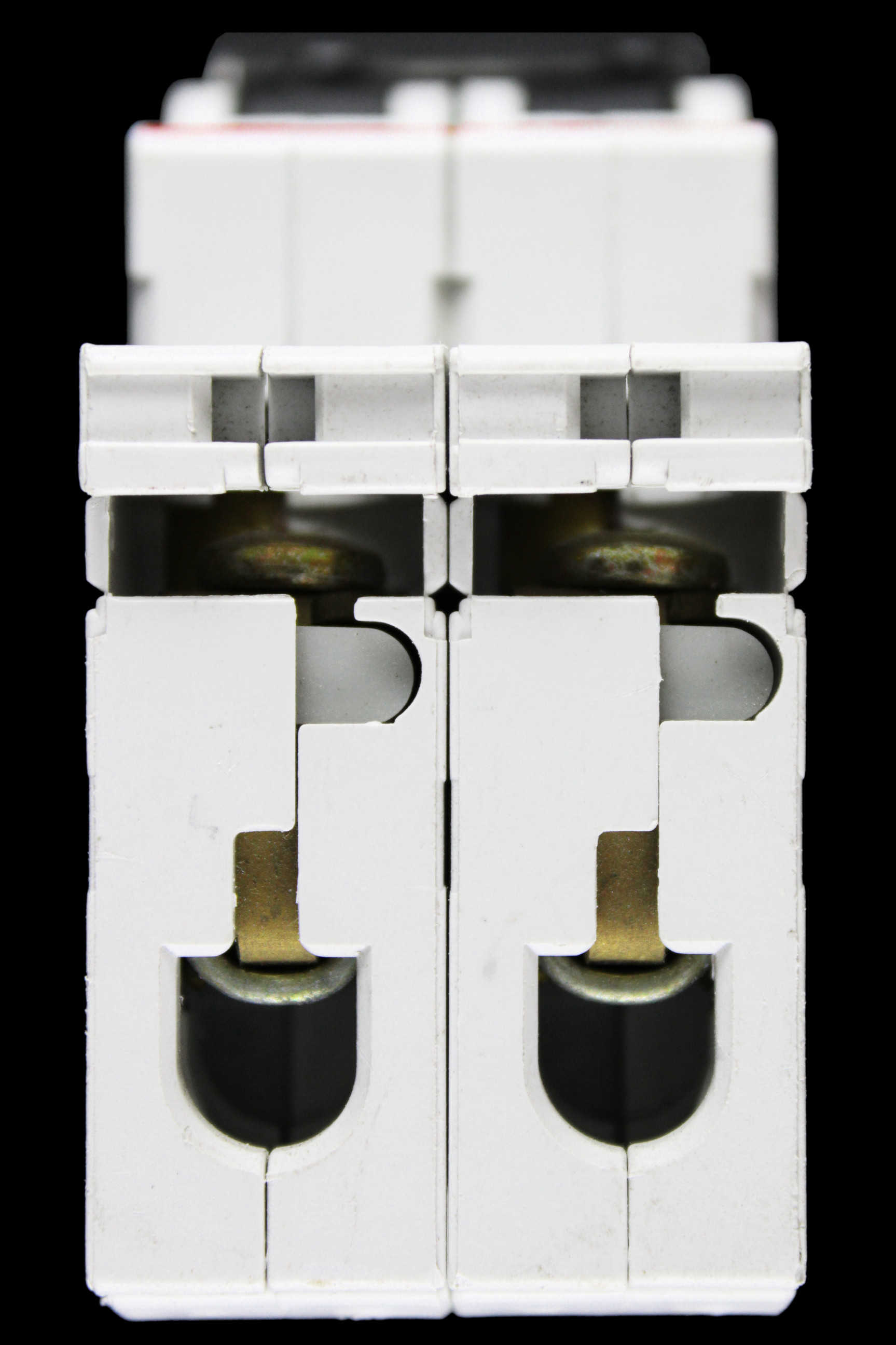 ABB 32 AMP CURVE C 4.5kA SP&N MCB CIRCUIT BREAKER S241NA