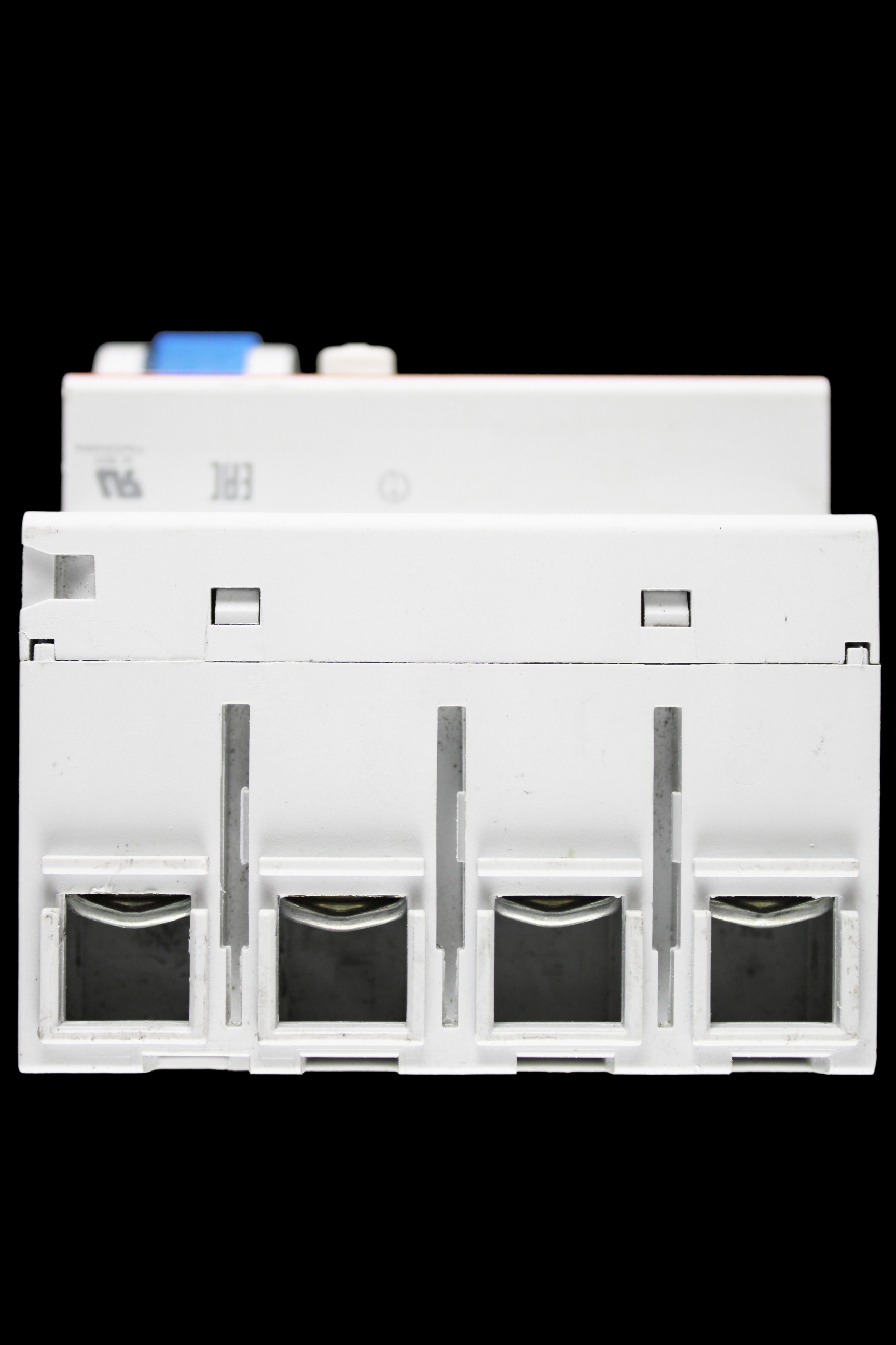 ABB 100 AMP 300mA FOUR POLE RCCB TYPE AC F204 2CSF204001R3900