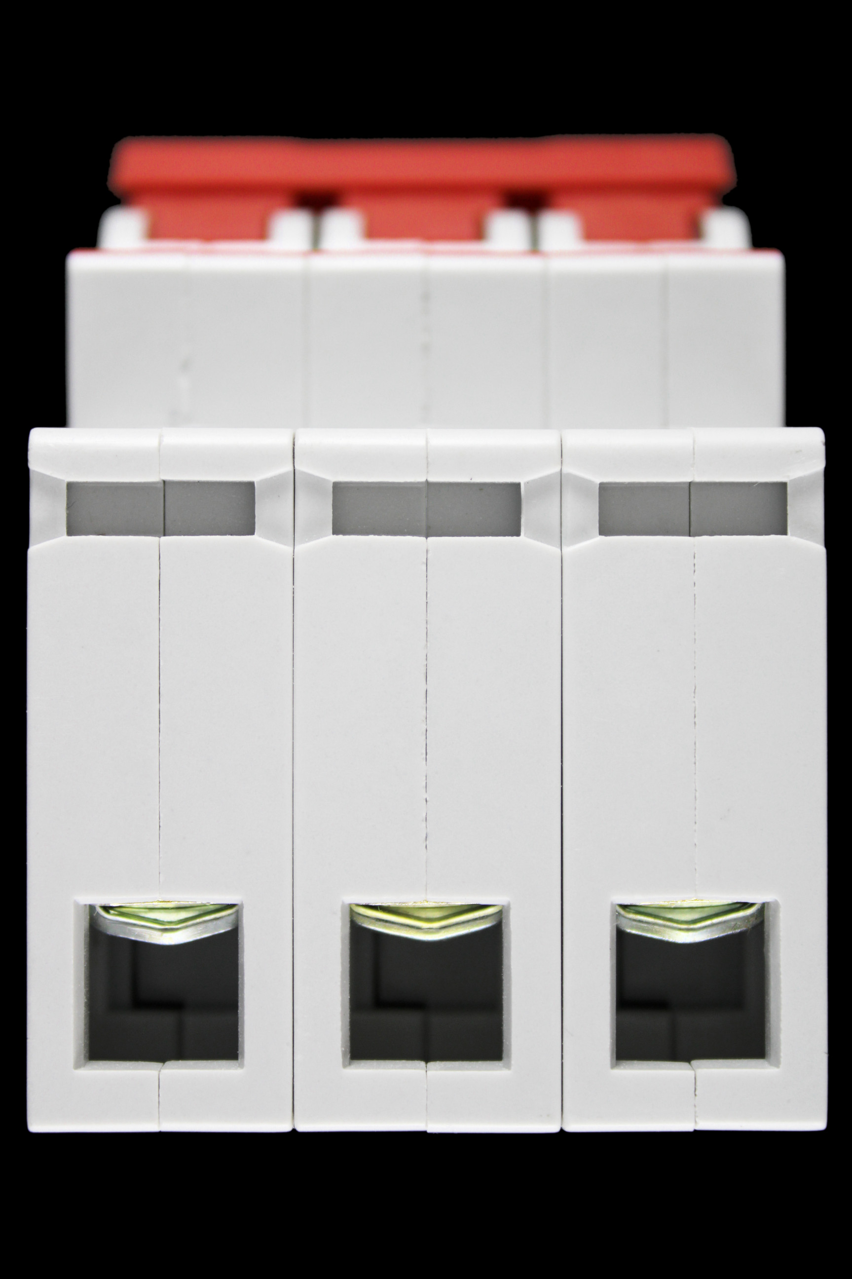 ABB 125 AMP TRIPLE POLE MAIN SWITCH E203-125A 2CDE283001R0125