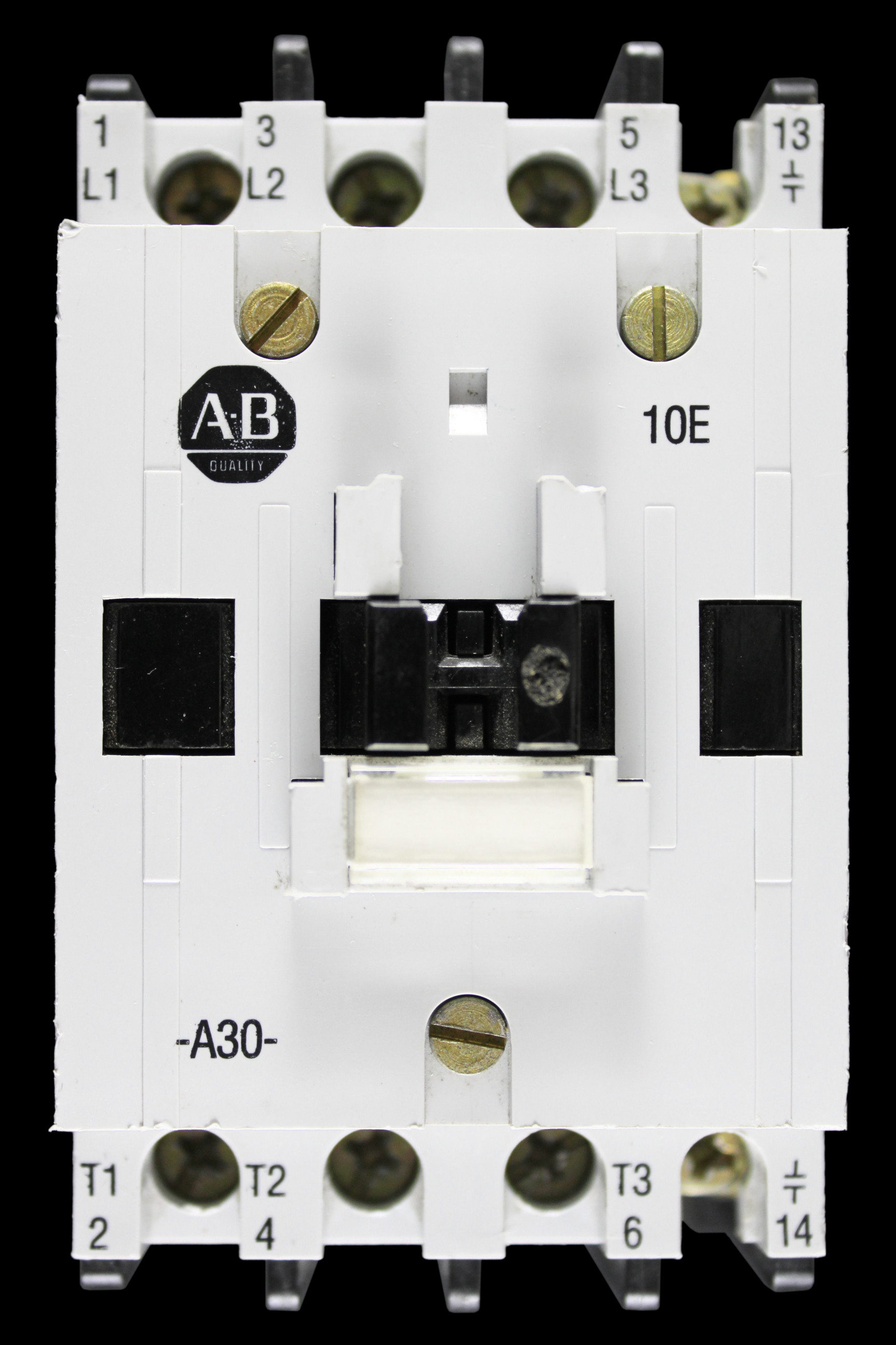 ALLEN BRADLEY 30 AMP TRIPLE POLE NO CONTACTOR 230V COIL 100-A30N*3