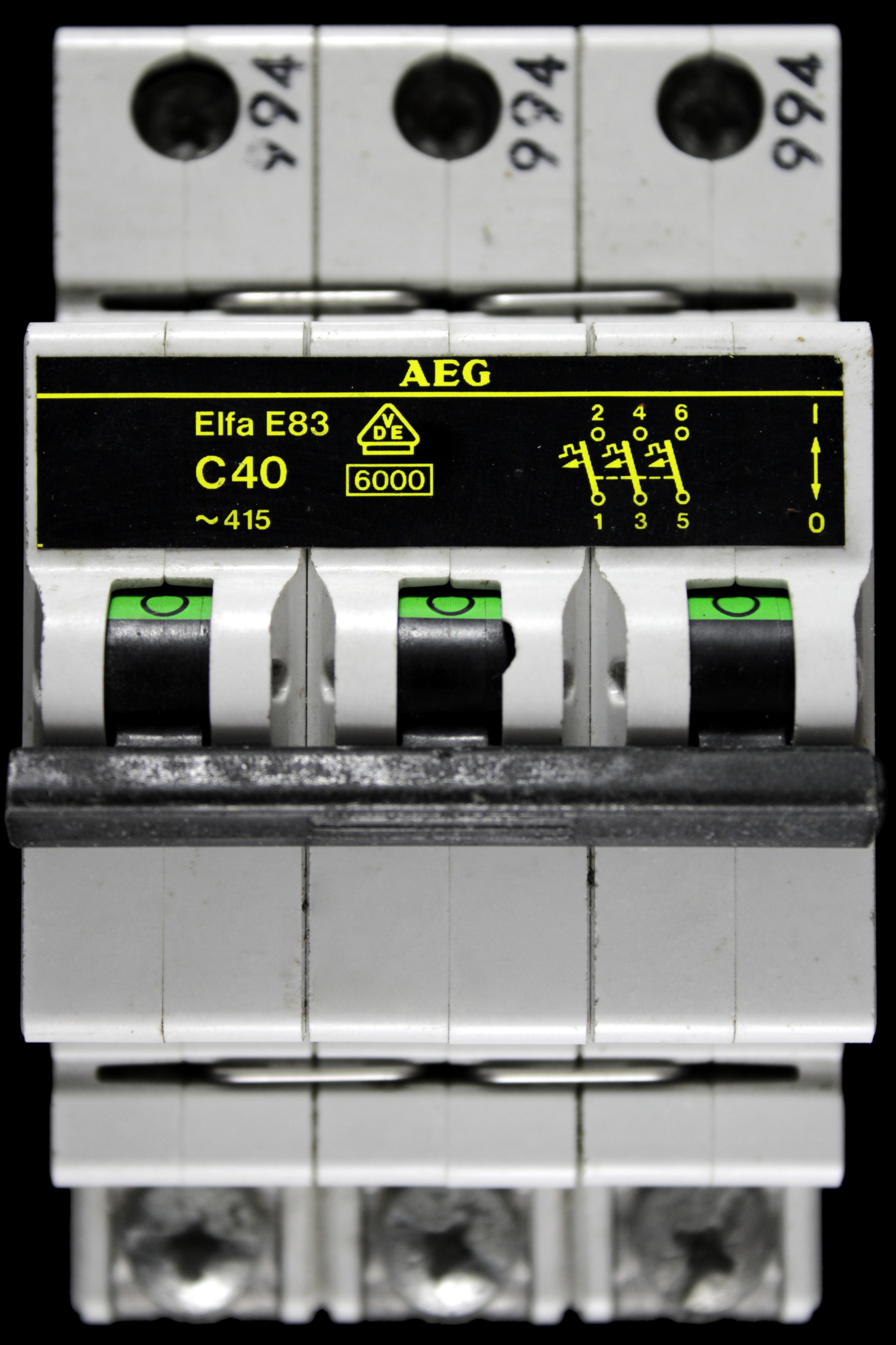 AEG C 40 MCB TRIPLE POLE 6kA CIRCUIT BREAKER ELFA E83