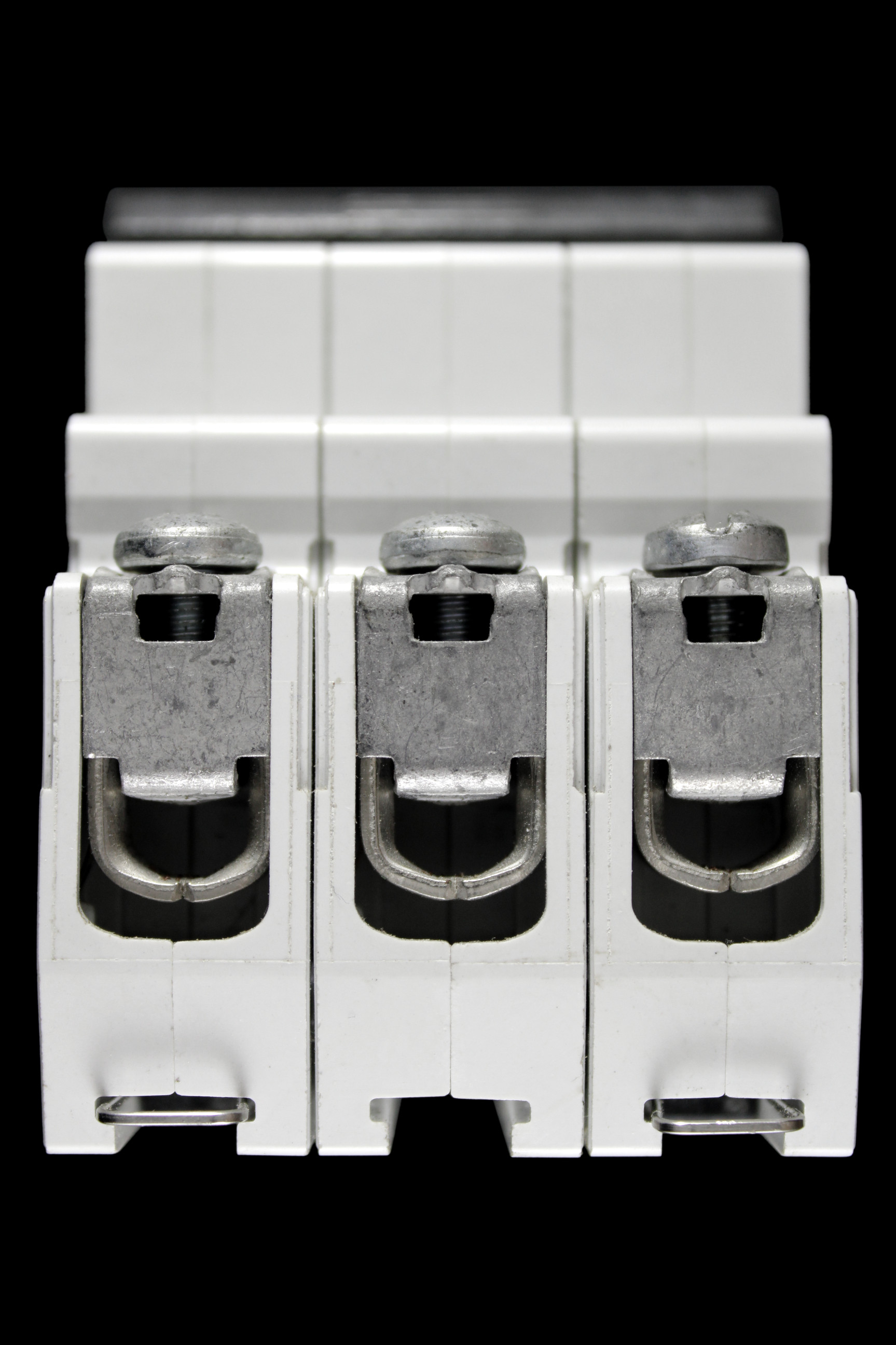 AEG C 40 MCB TRIPLE POLE 6kA CIRCUIT BREAKER ELFA E83