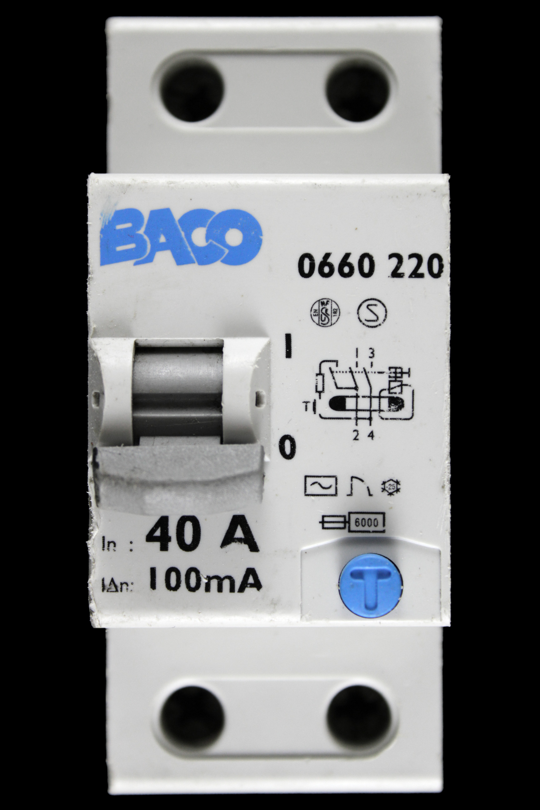 BACO 40 RCCB DOUBLE POLE 100mA TYPE AC 0660 220