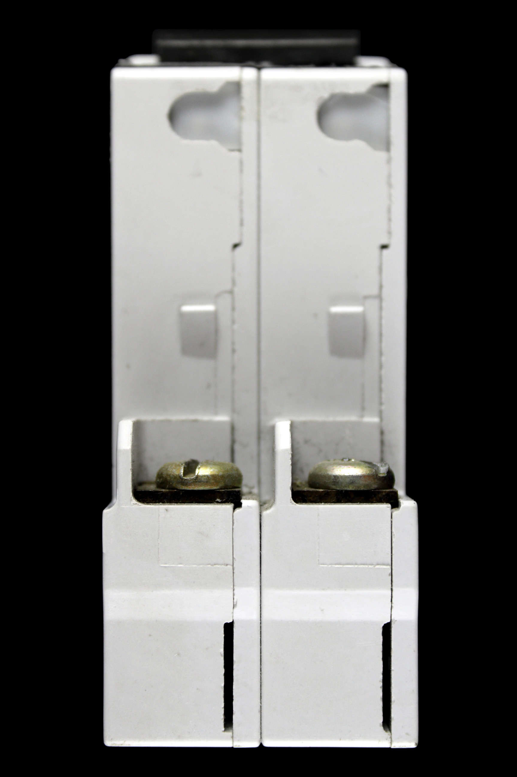BILL 6 AMP TYPE 3 M9 DOUBLE POLE MCB CIRCUIT BREAKER 3T062