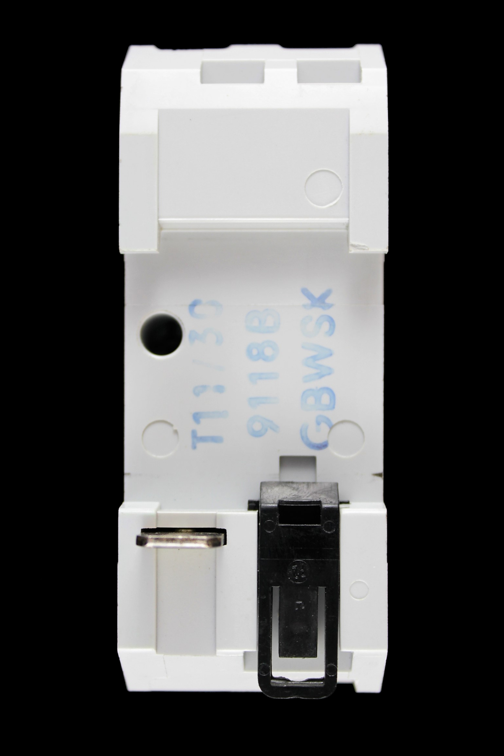 CRABTREE 80 AMP 30mA DOUBLE POLE RCCB RCD TYPE AC 380/030 STARBREAKER