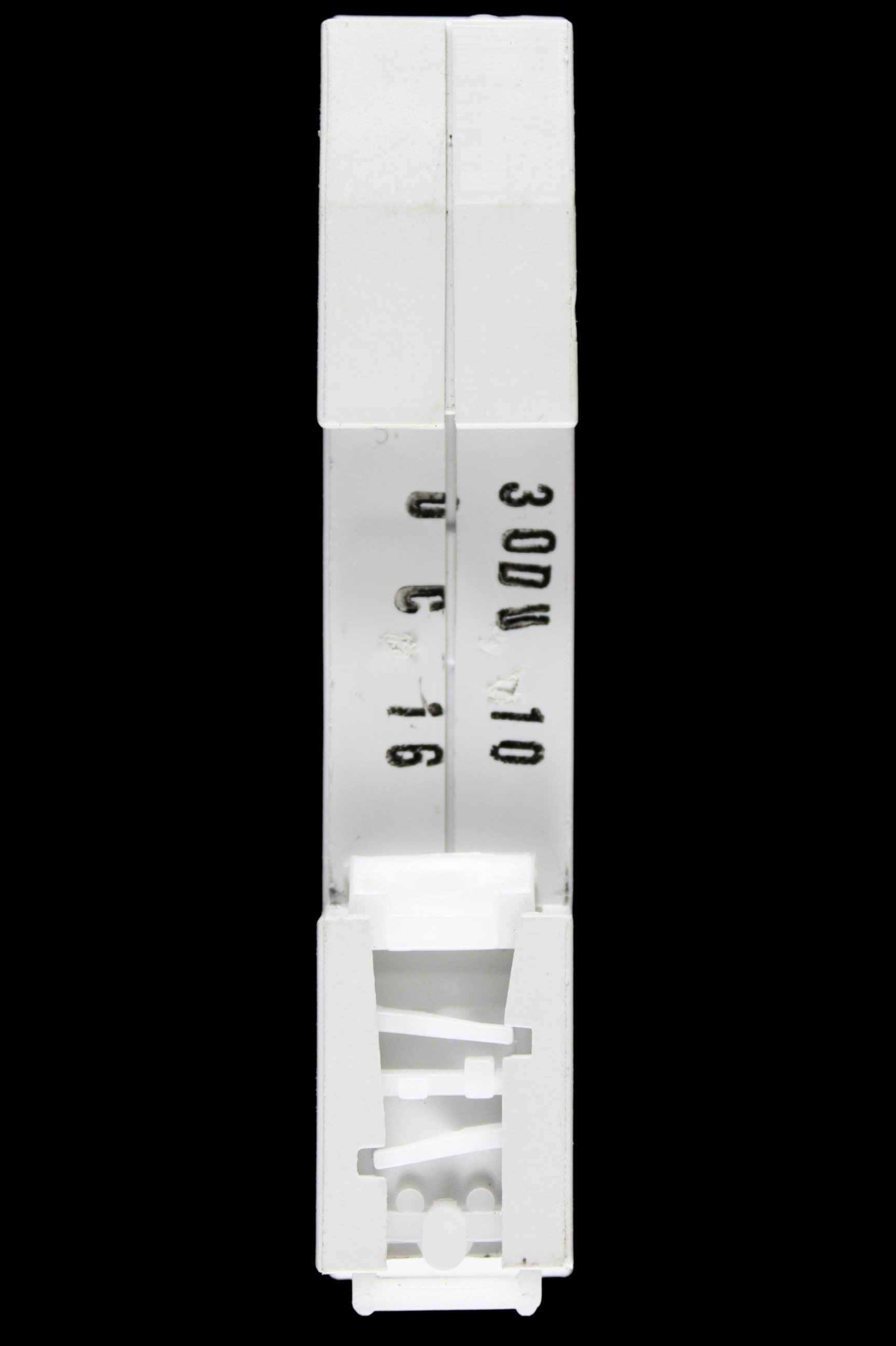 CEE NORM 16 AMP CURVE C 6kA MCB CIRCUIT BREAKER CFG116C