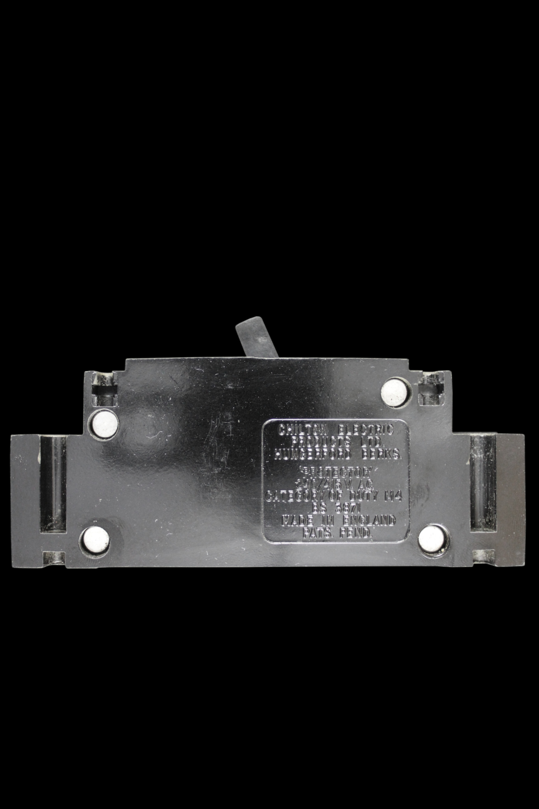 CHILTON 5 MCB M4 CIRCUIT BREAKER