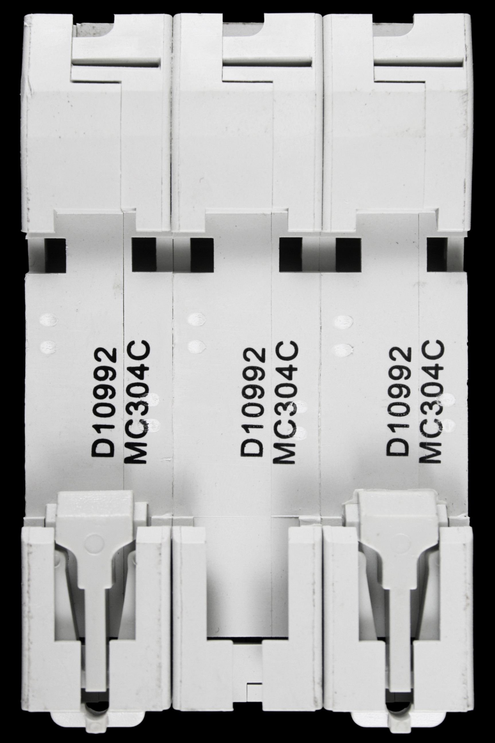 CPN 4 AMP CURVE C 6kA TRIPLE POLE MCB CIRCUIT BREAKER MC304C