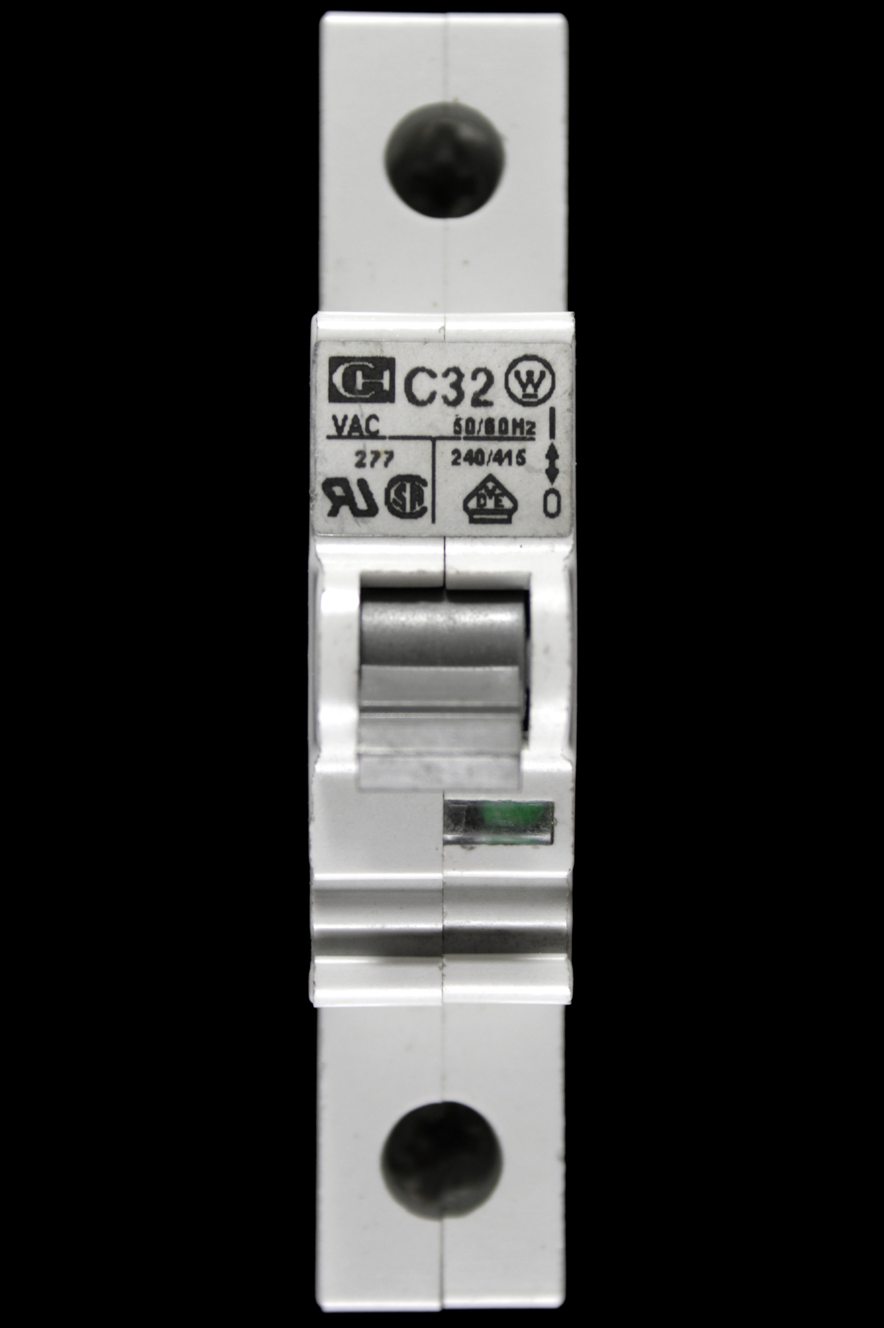 CUTLER HAMMER 32 AMP CURVE C 10kA MCB CIRCUIT BREAKER SPCL1C32