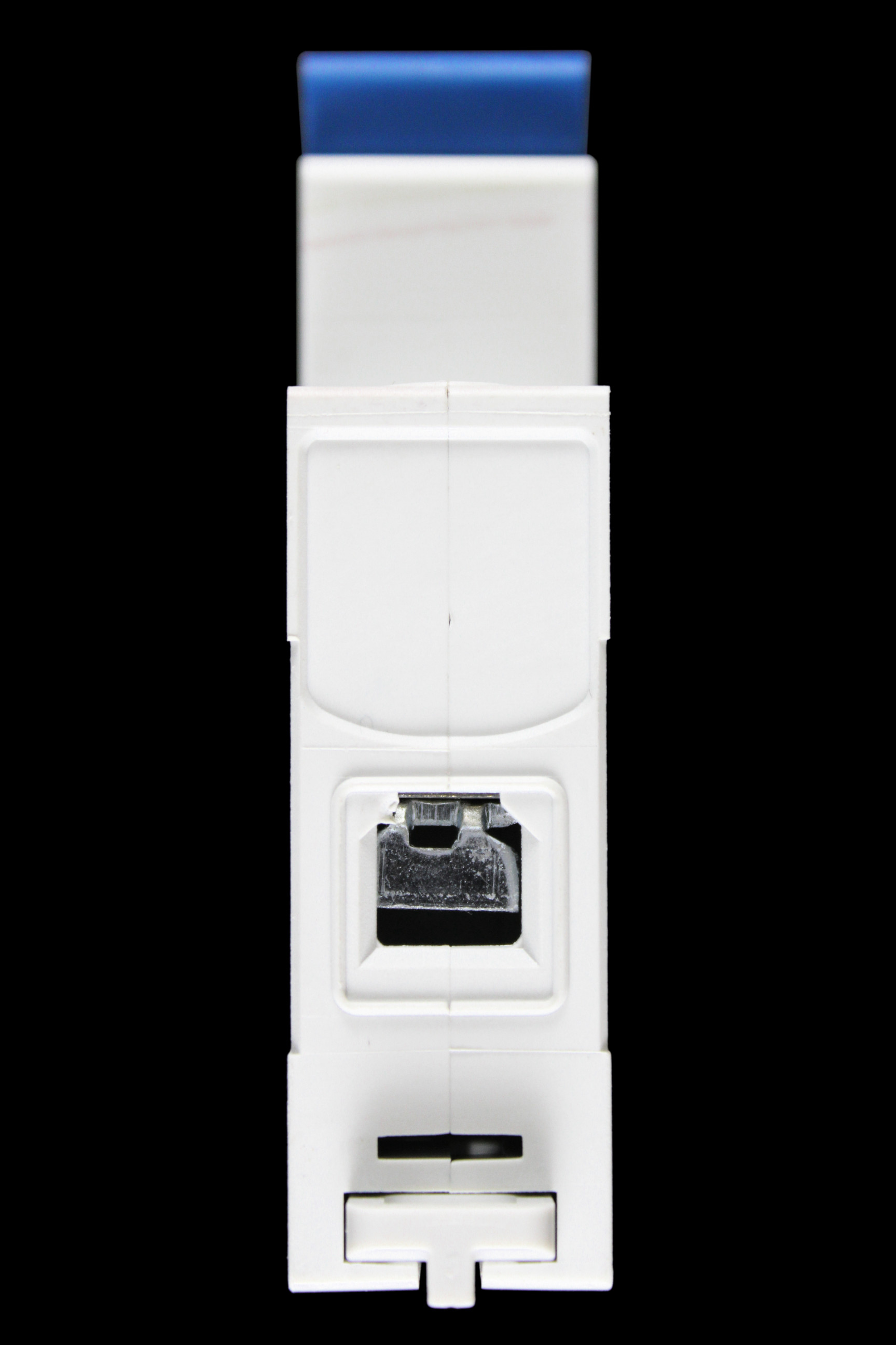 DETA 32 AMP CURVE B 6kA MCB CIRCUIT BREAKER B1232